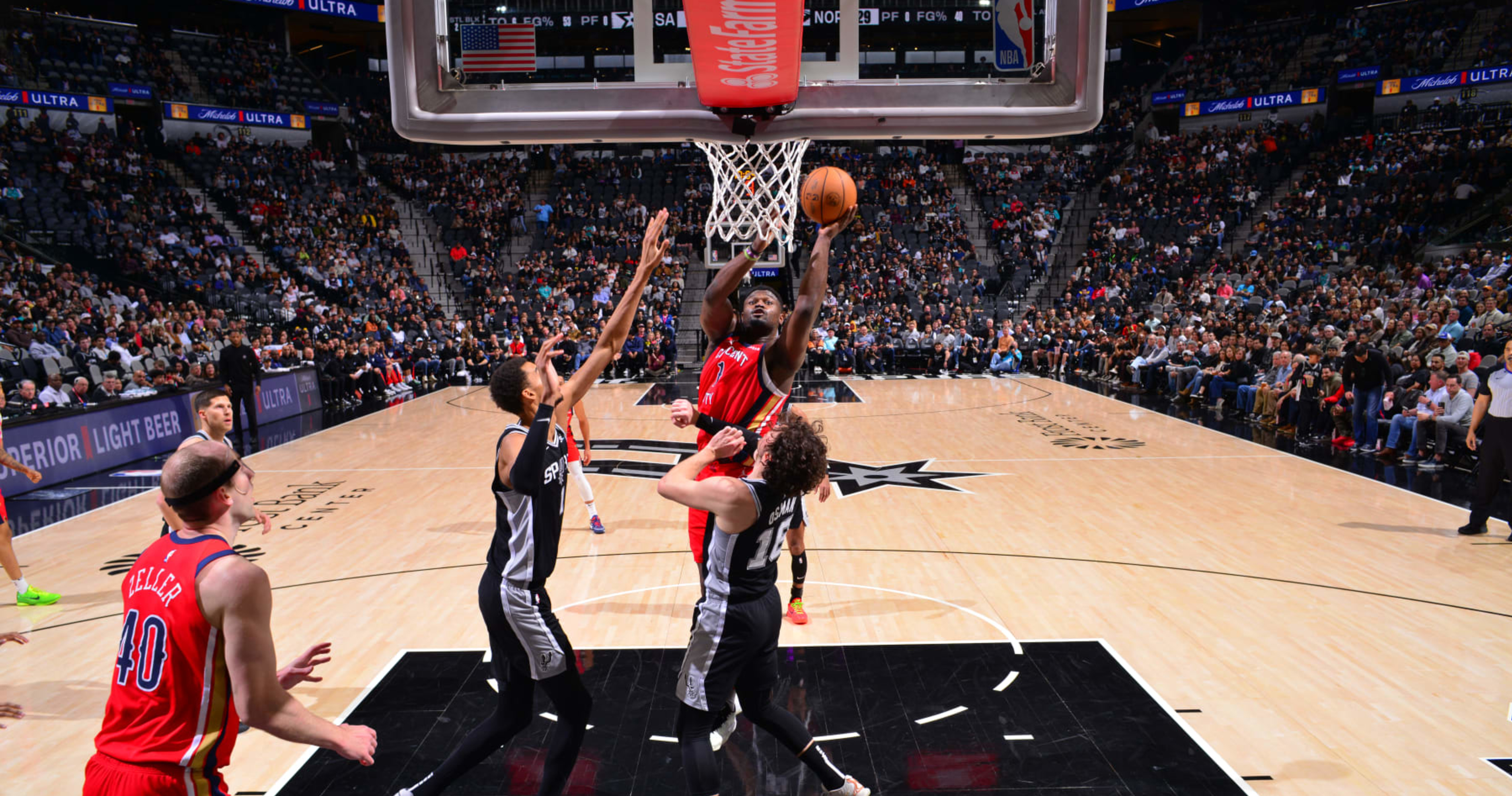 Zion Williamson's Game-Winner Has NBA Fans in Awe as Pelicans Beat Wembanyama, Spurs