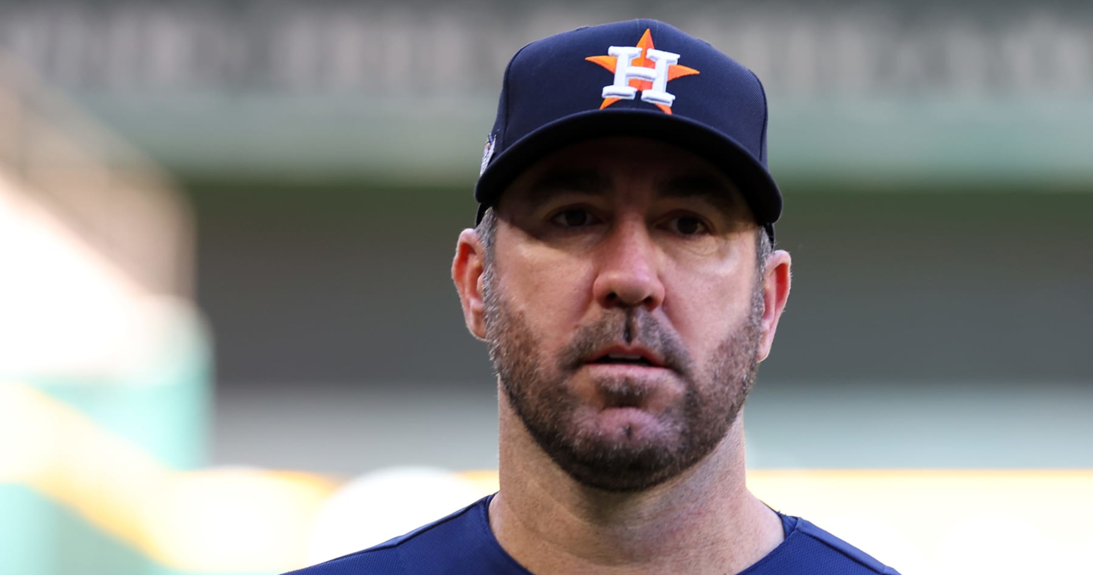 Astros' Justin Verlander Behind In Shoulder Injury Rehab, Could Miss ...