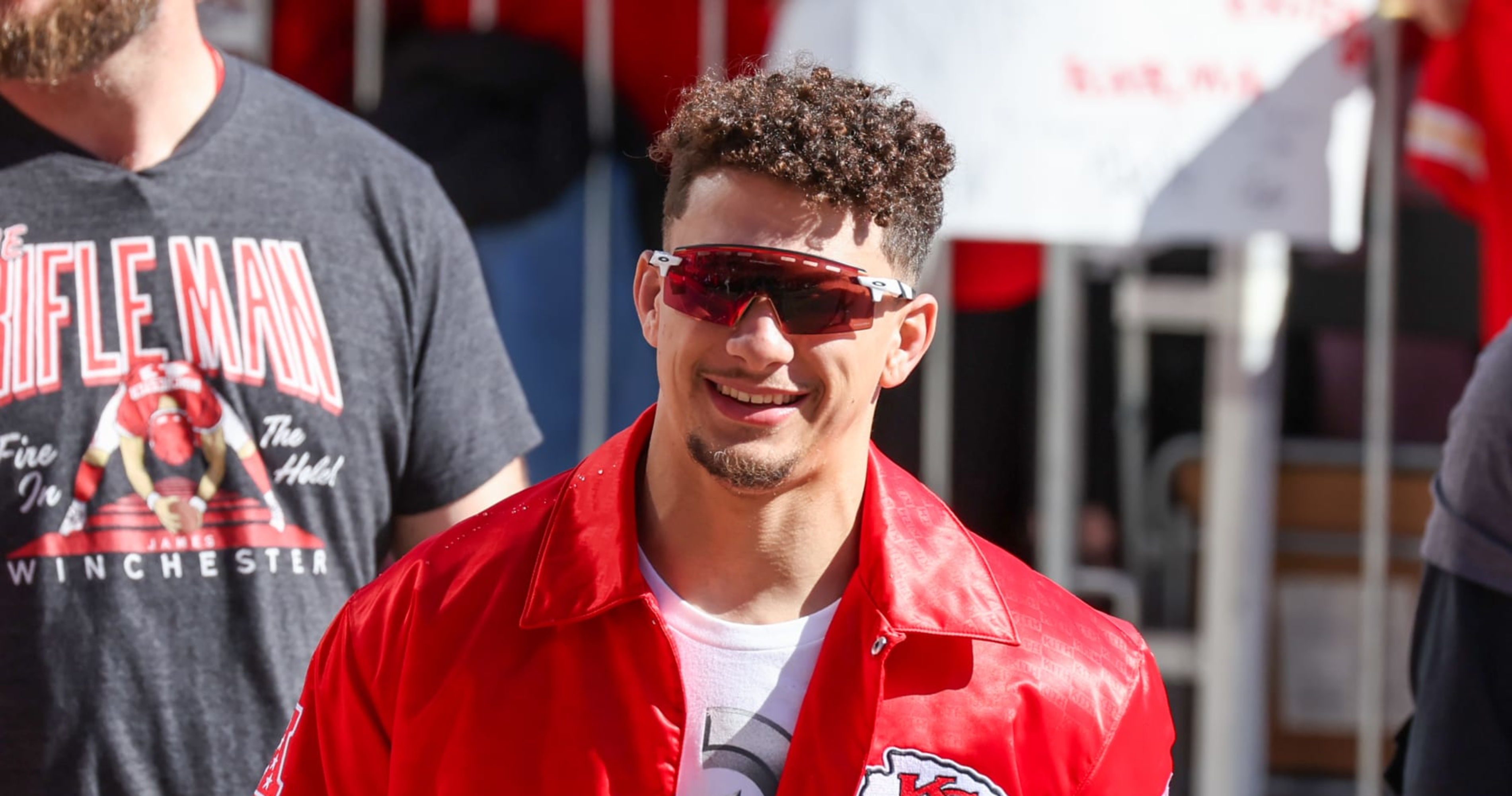 Patrick, Brittany Mahomes Visit Children At Hospital After Chiefs ...