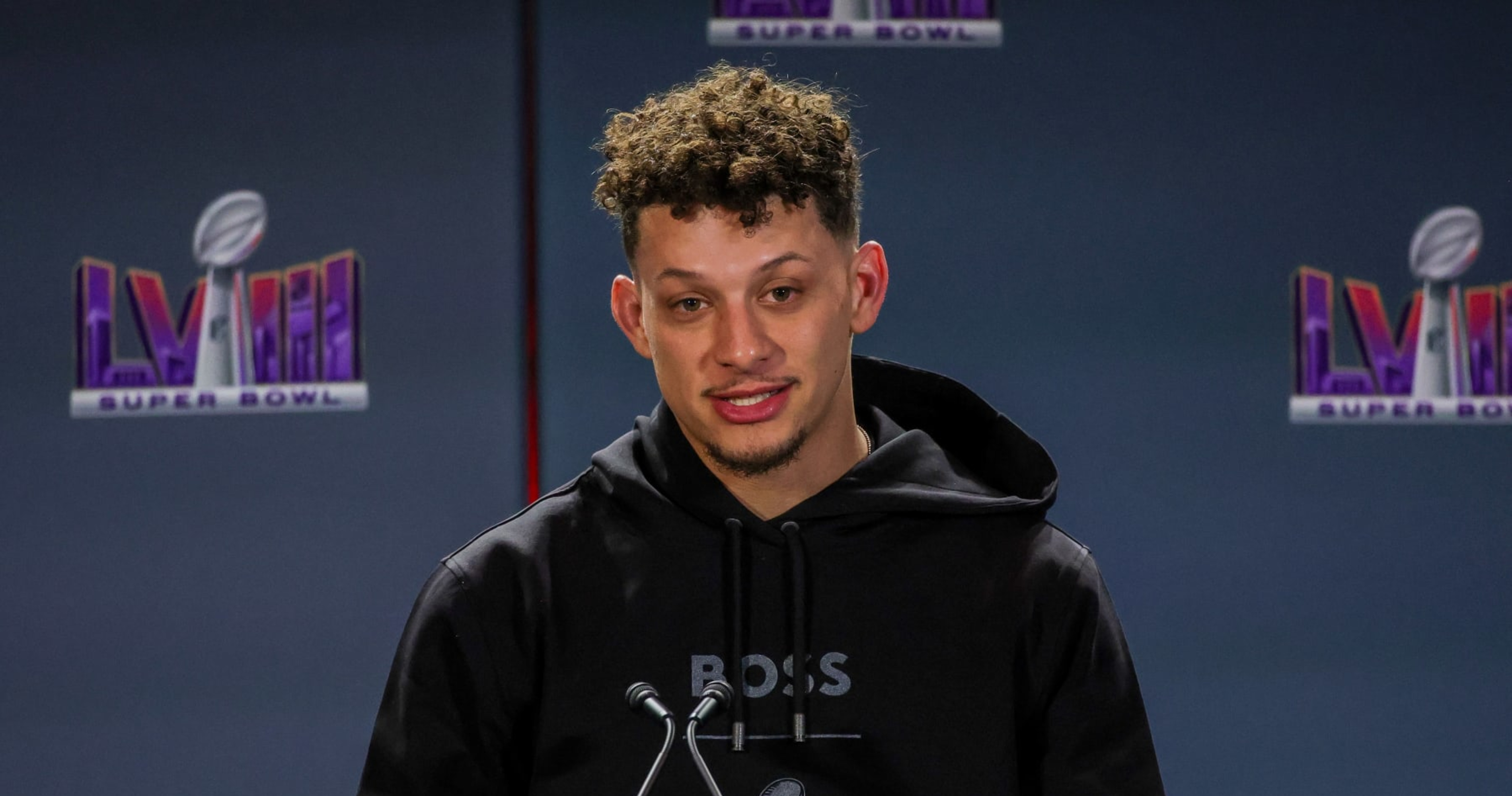 NFL Insider Explains How Patrick Mahomes Could Restructure Chiefs ...