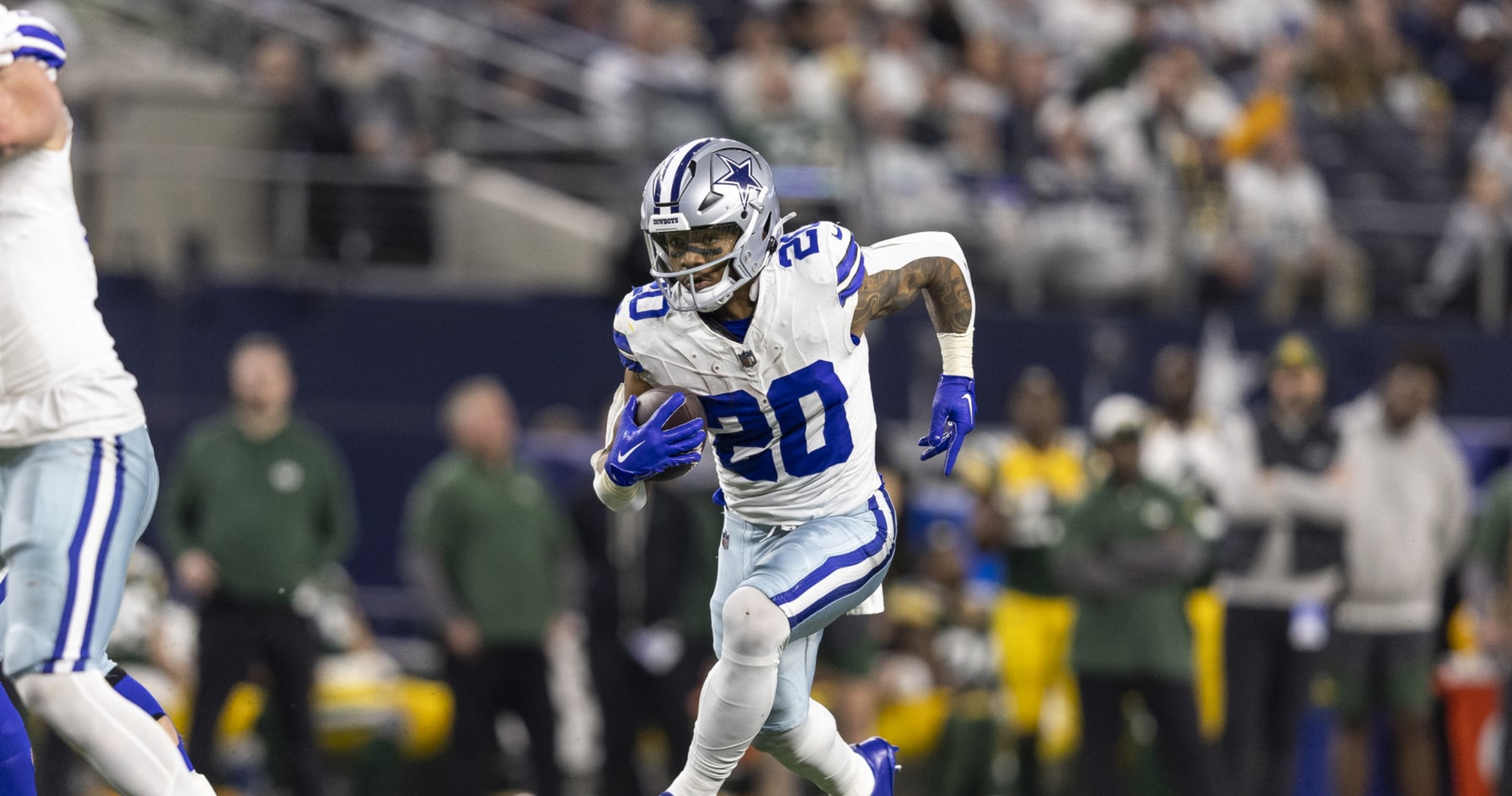 Cowboys Rumors: Tony Pollard Contract Interests Dallas amid Saquon Barkley Buzz