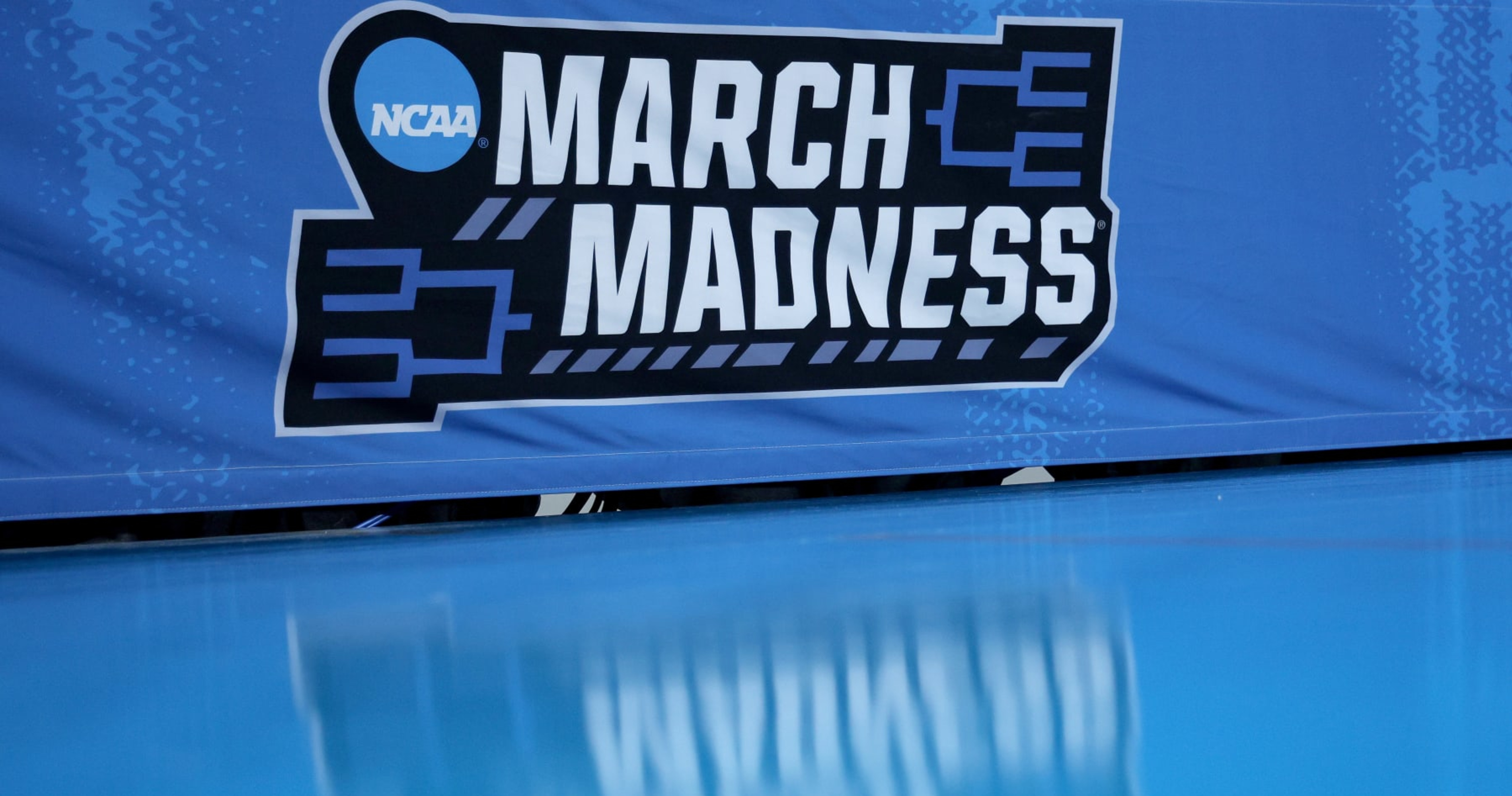 Tracking How Many Perfect Brackets Remain in 2024 March Madness