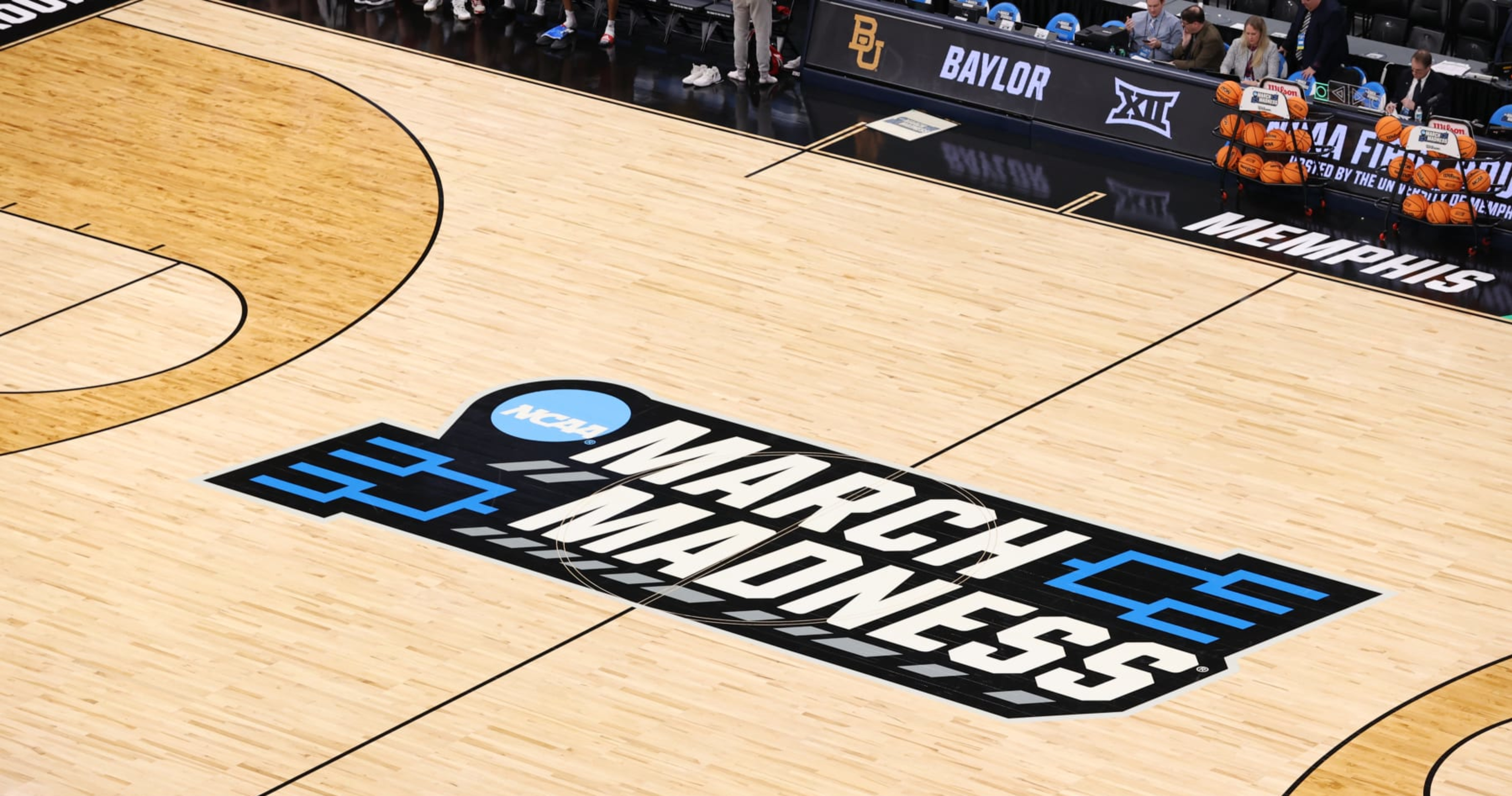 March Madness 2024 Highlights: Live Tracking Top Plays From Friday's 