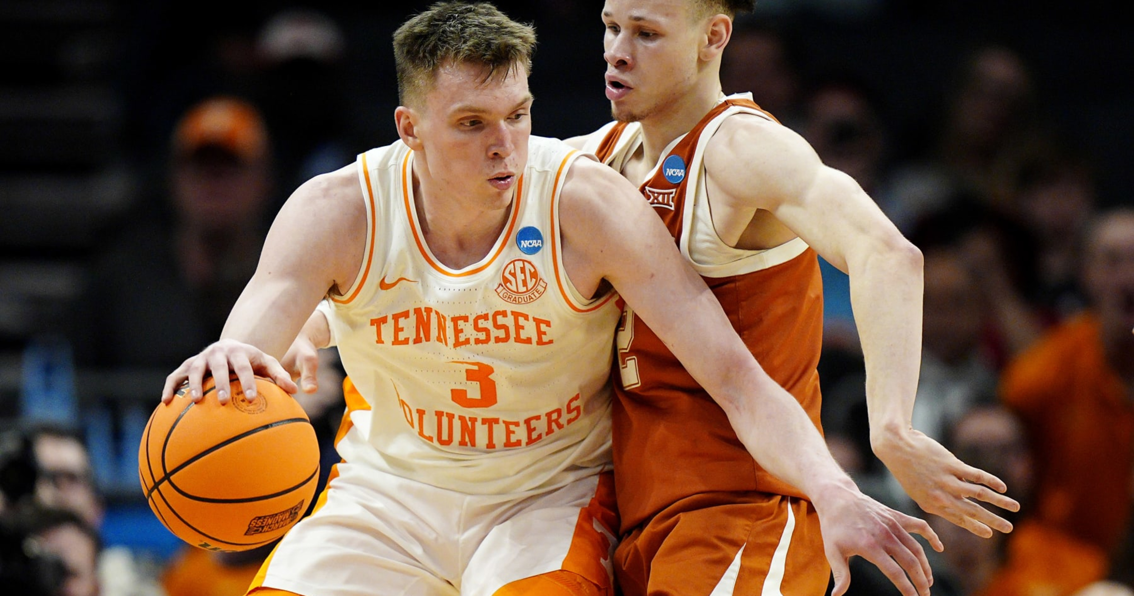 Tennessee's Dalton Knecht Excites Fans with Clutch FTs in Ma