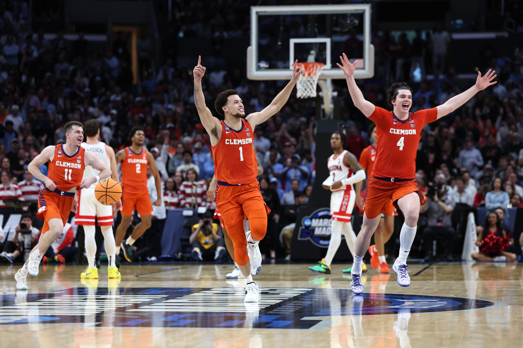 Clemson Hits the Brink of History with Sweet 16 Upset of Arizona - Vimarsana News