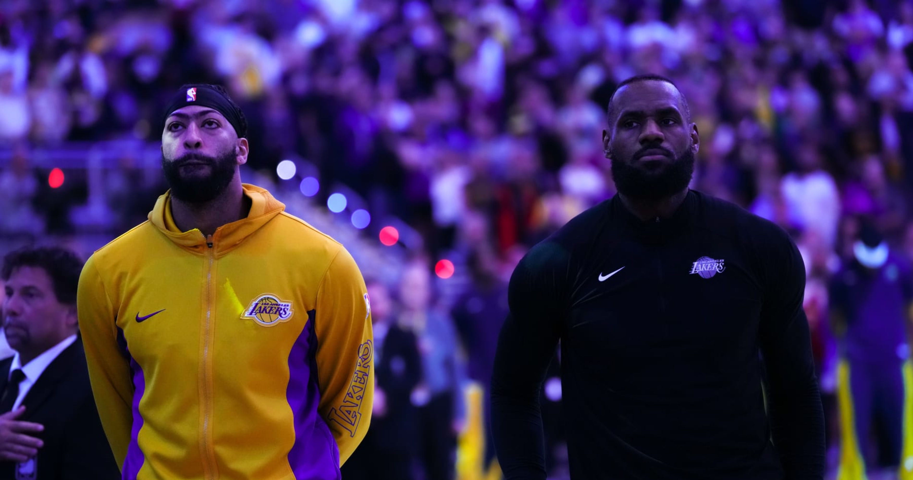Lakers' Anthony Davis: LeBron James Was 'Masterful' Making 9 Three-Pointers vs. Nets thumbnail