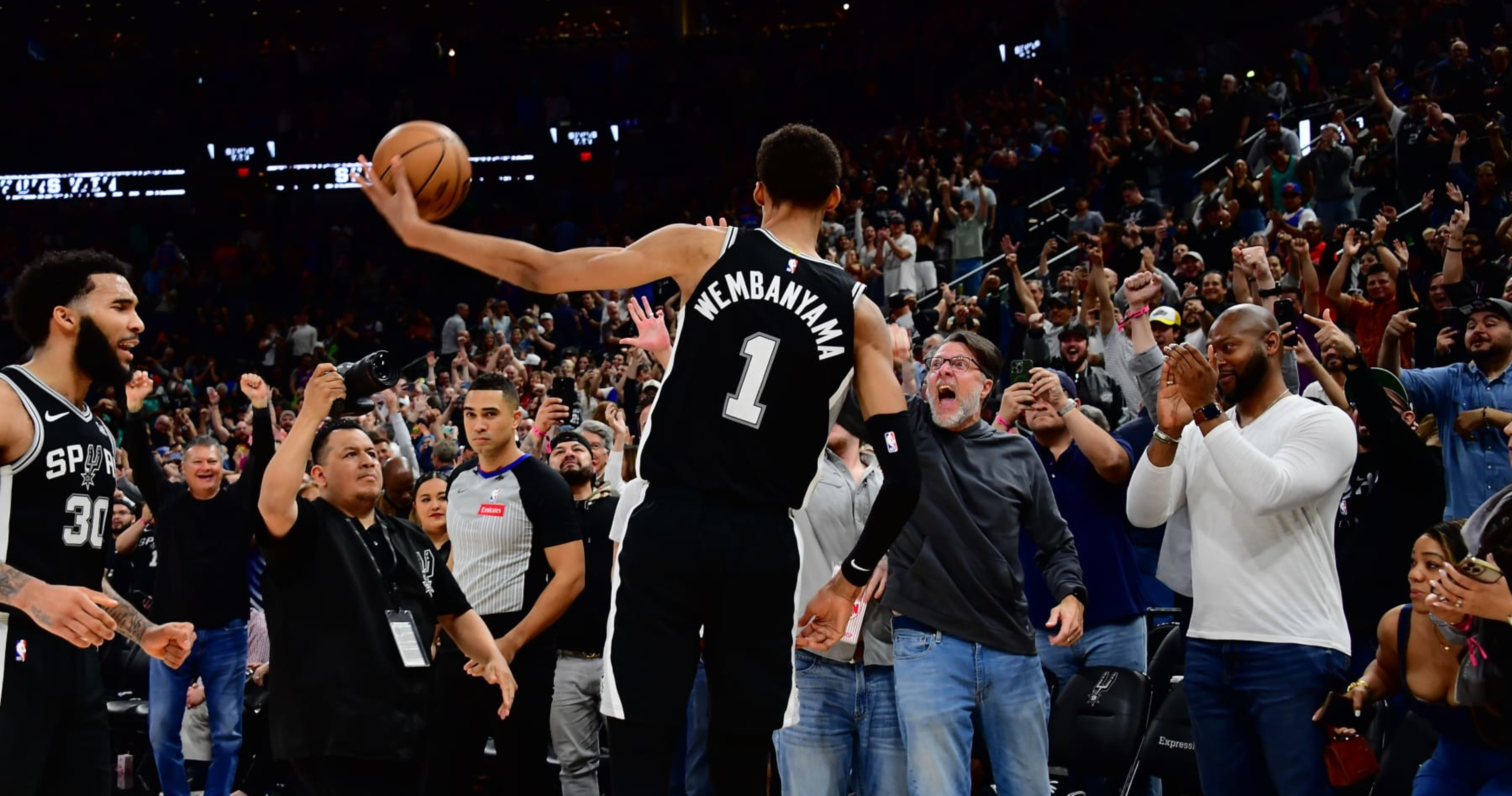 Windhorst: Spurs Ball Boys Deny Retrieving Brunson 61 Ball from Fan ...