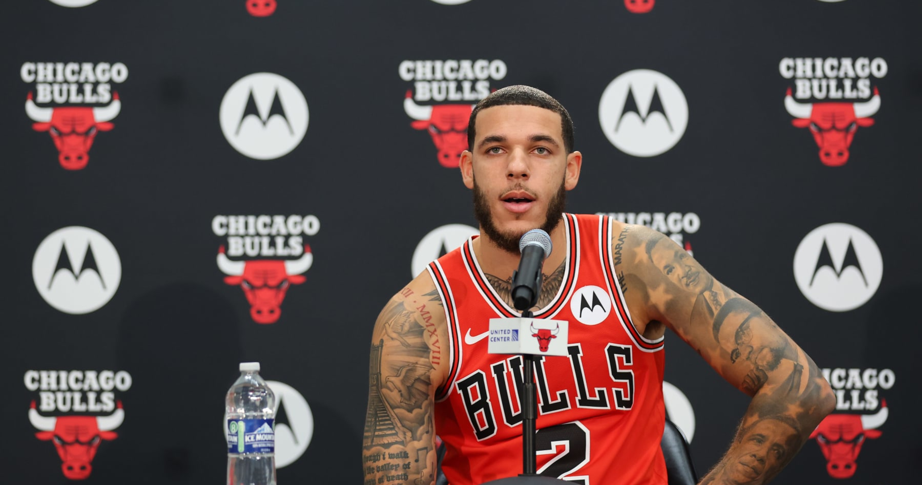 NBA Rumors Lonzo Ball Picks Up 21.4M Bulls Contract Option amid Knee