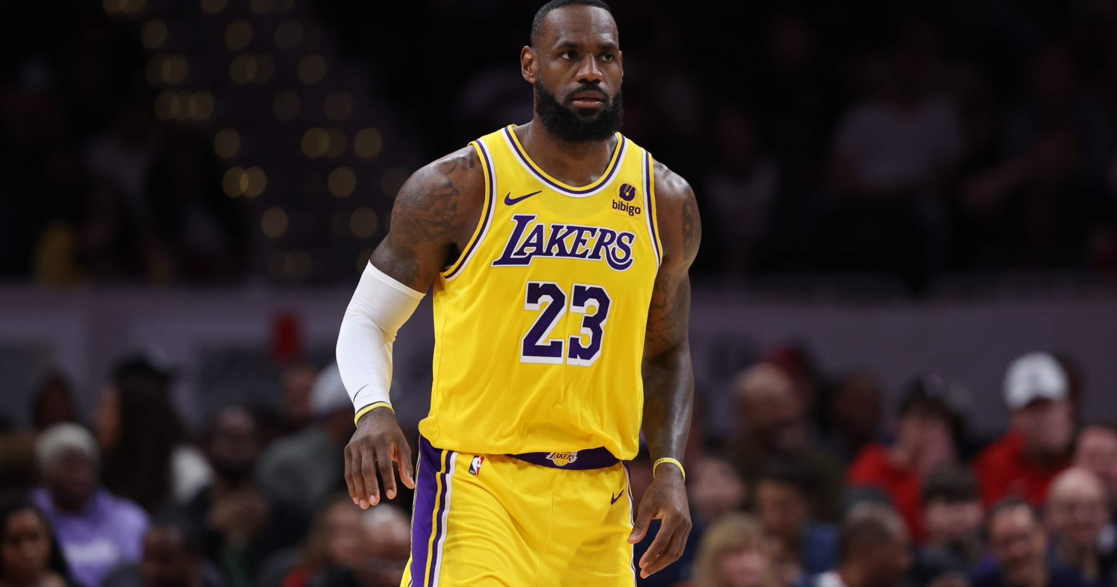 LeBron James plays with nose problem; Had worst FG percentage since 2007 in Lakers first loss | News, results, highlights, statistics and rumors