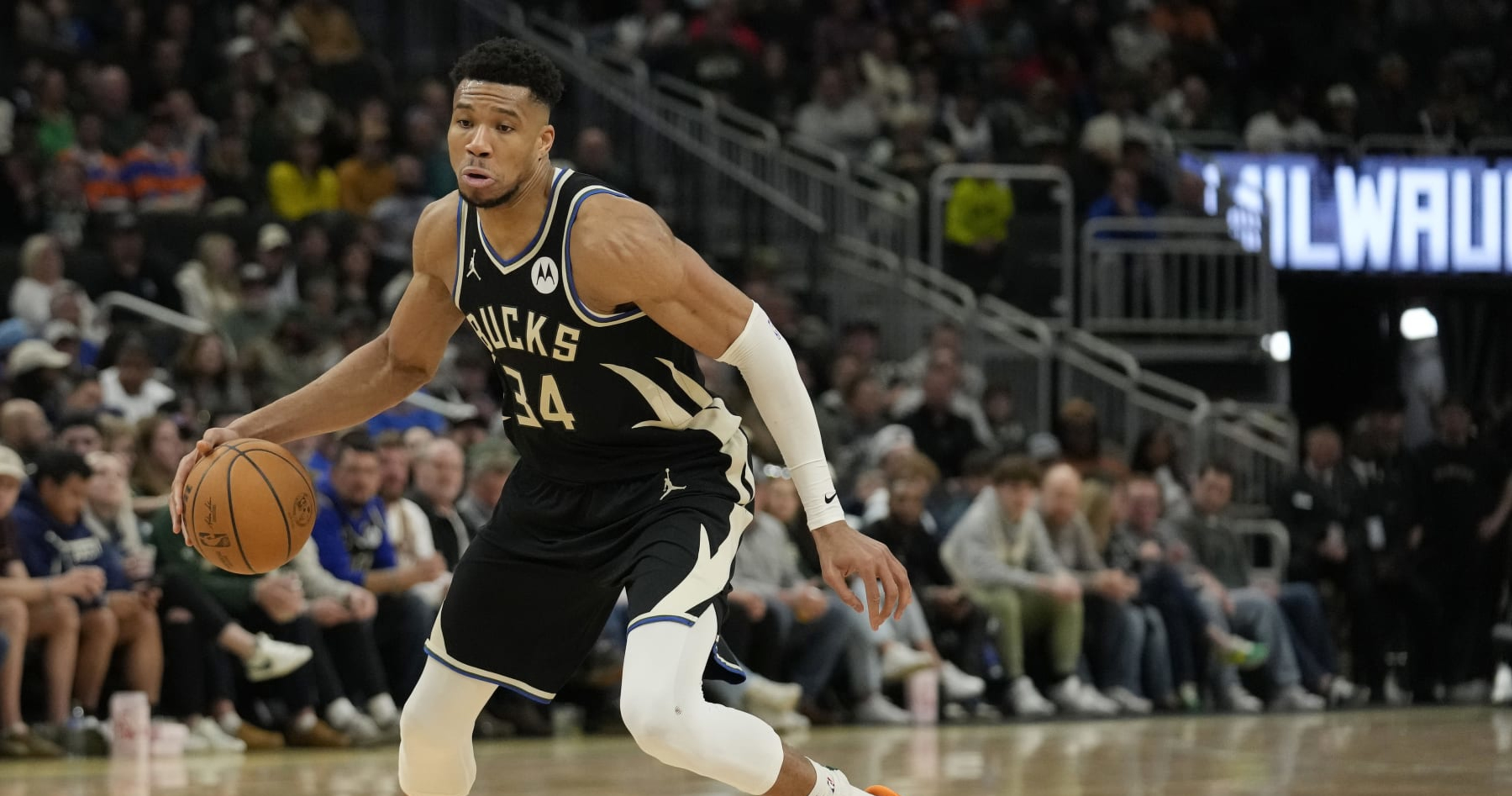 Video Bucks Giannis Tells Story of Signing Nike Shoe Contract over Adidas News Scores Highlights Stats and Rumors Bleacher Report