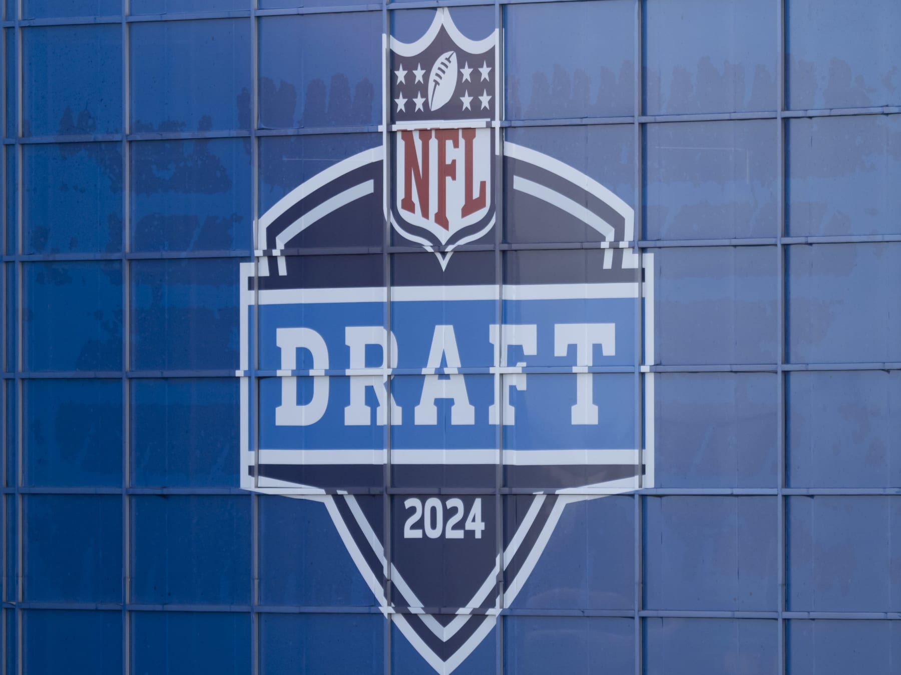 A 2024 DraftDay Trade That Makes Sense for Every NFL Team News