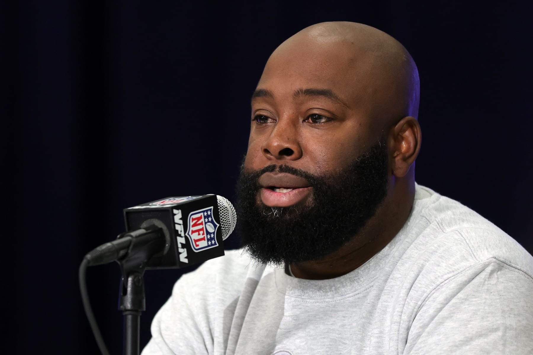 Titans GM Confirms Trade Talks over No. 7 2024 NFL Draft Pick: 'People Are Nosy' - Vimarsana News