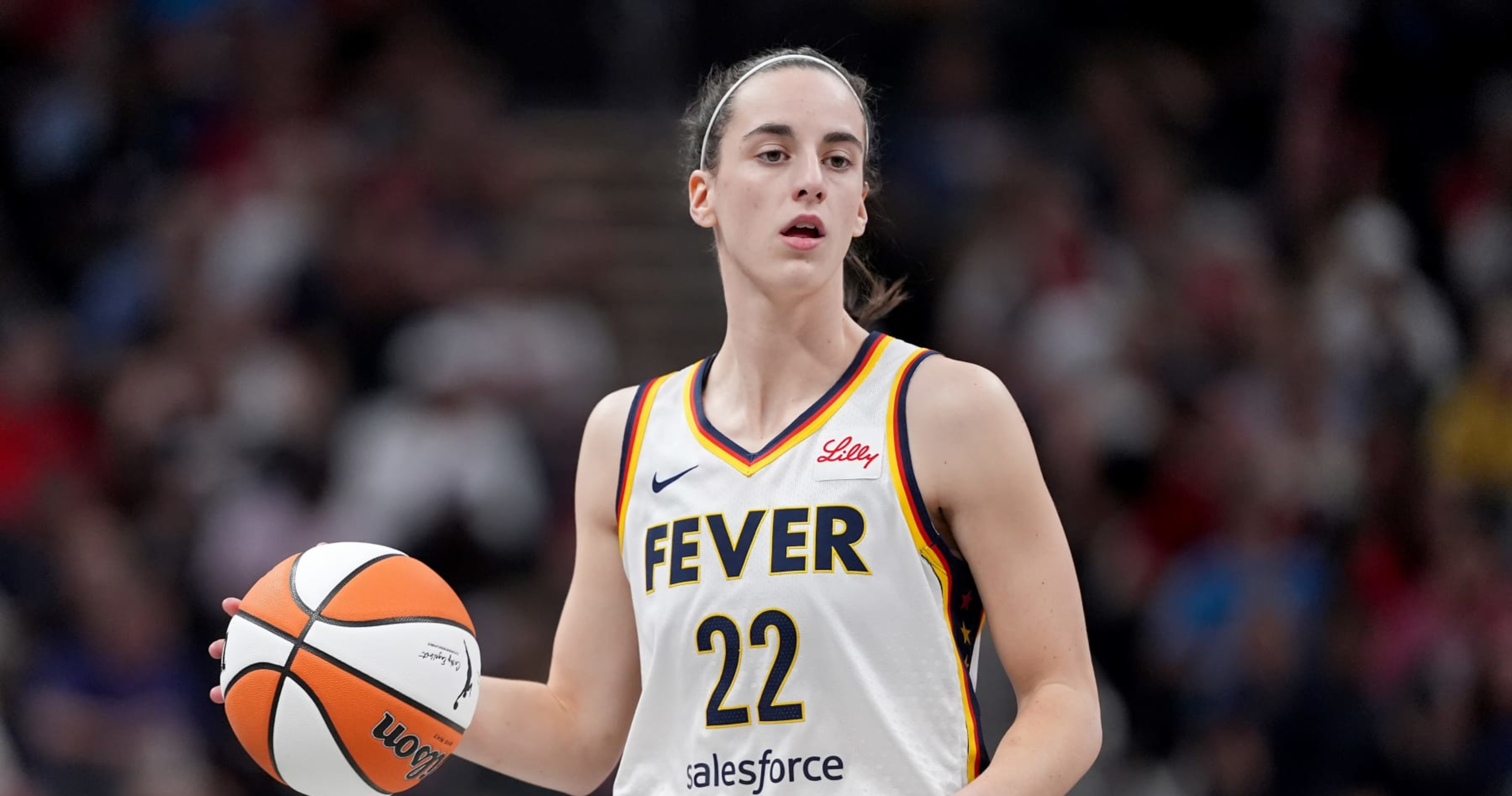 Caitlin Clark Scores 17 Amid Injury vs. Sun as Fever's 0-4 Start ...