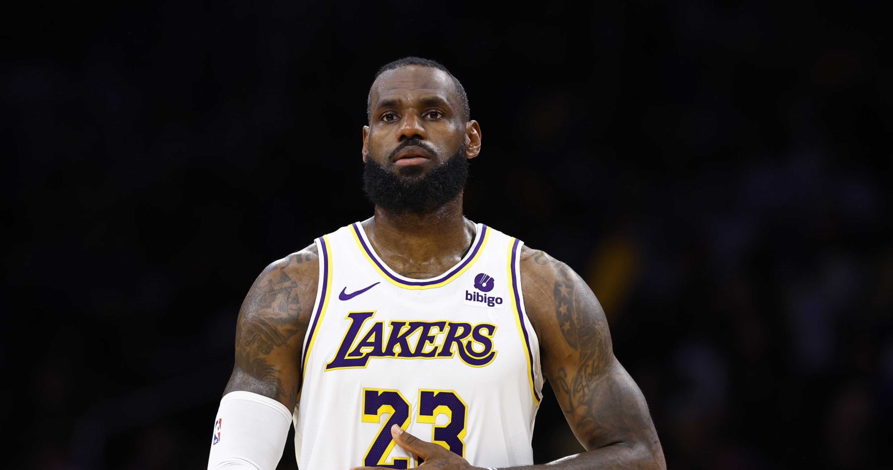 Shams Reports LeBron James Envisioning Ideal Lakers Scenario with Kyrie Irving at PG and Ty Lue as HC