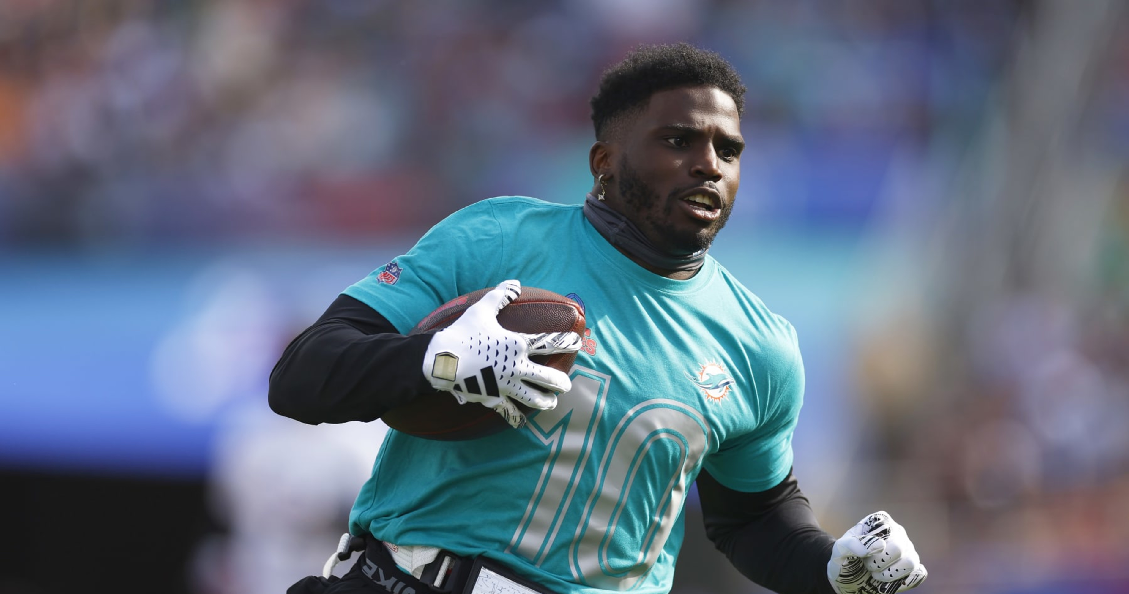 NFL Rumors: Tyreek Hill Signs $90M Dolphins Contract; Most Guaranteed Money  for WR | News, Scores, Highlights, Stats, and Rumors | Bleacher Report