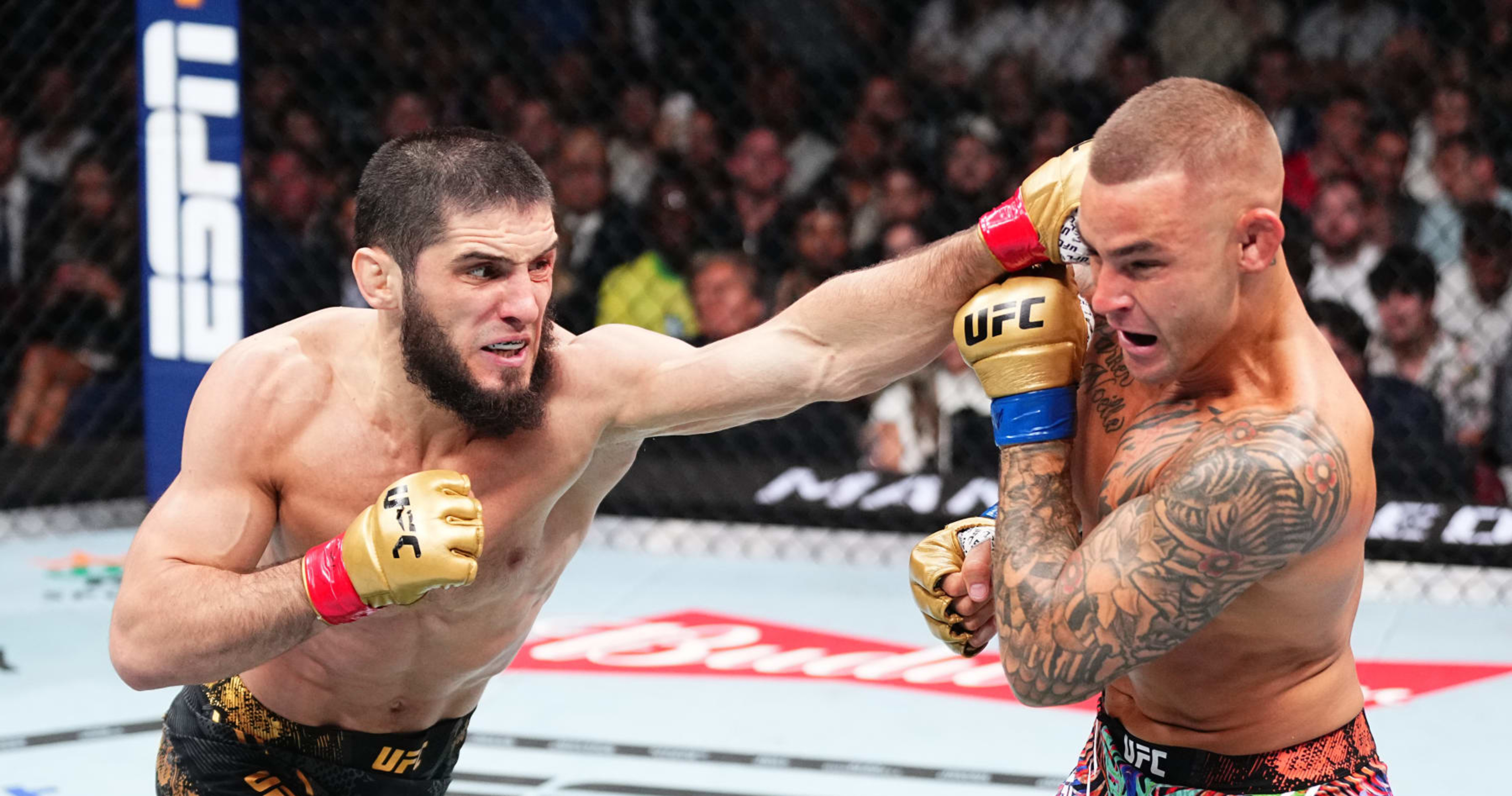 Islam Makhachev Beats Dustin Poirier By Submission at UFC 302 to Retain Title thumbnail