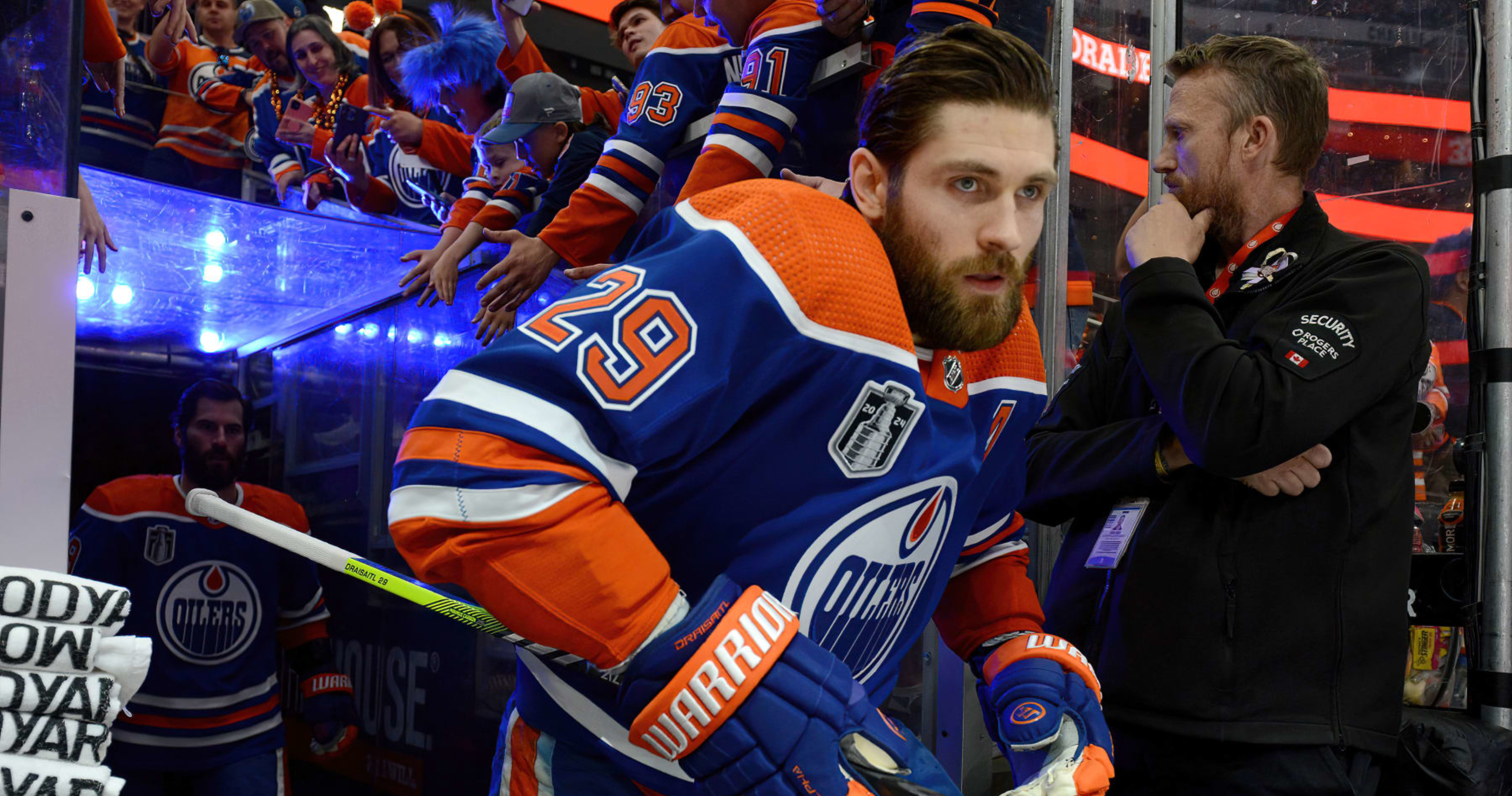 Way-Too-Early Trade Landing Spots for Oilers Center Leon Draisaitl