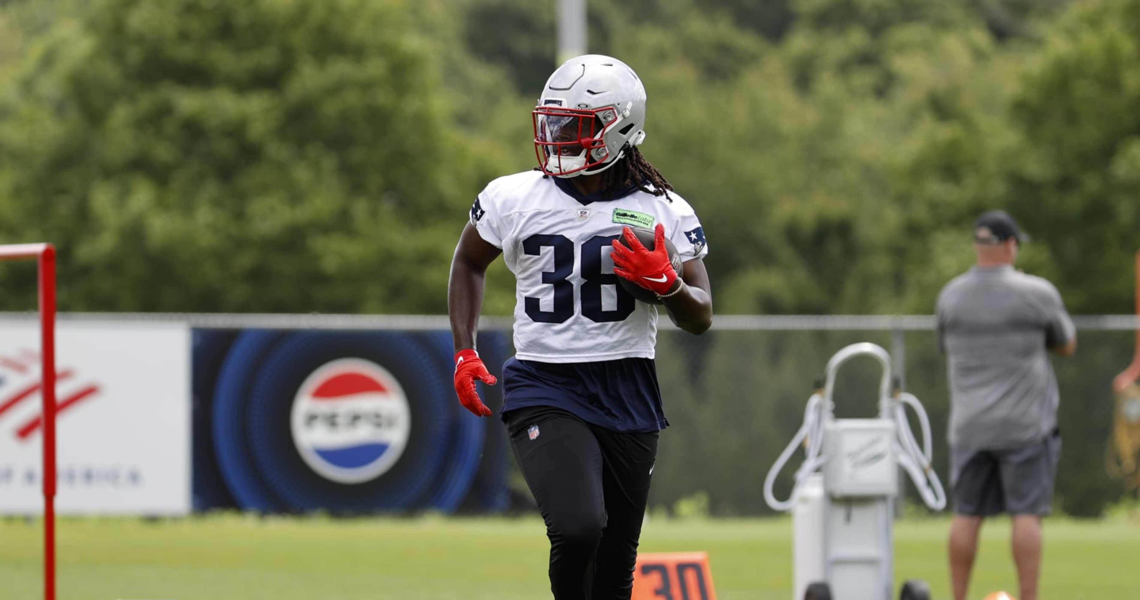 Patriots Rumors: Rhamondre Stevenson Signs 4-Year, $36M Contract ...