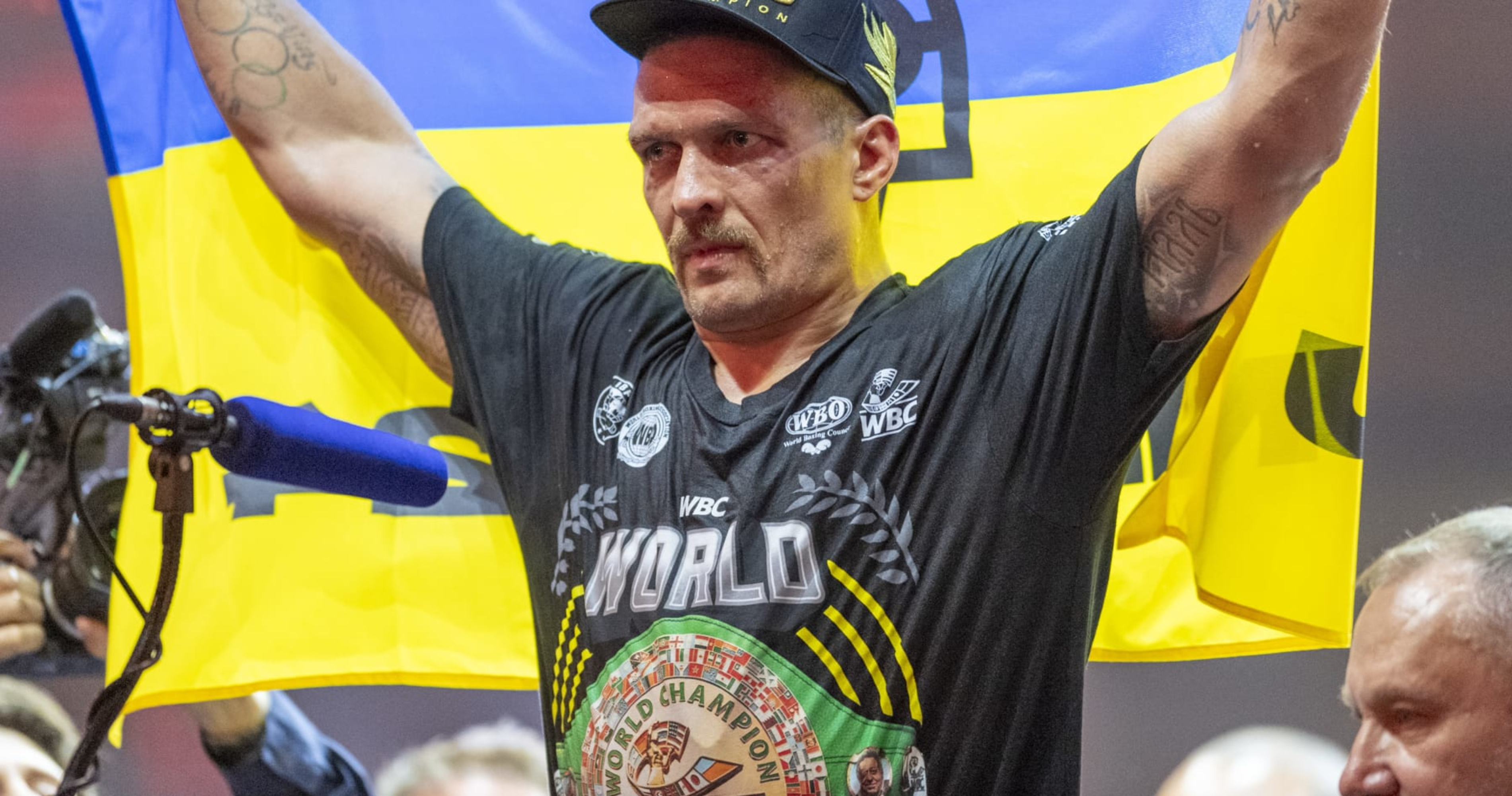 Oleksandr Usyk Vacates IBF Title Before Anthony Joshua vs. Daniel Dubois Boxing Fight thumbnail