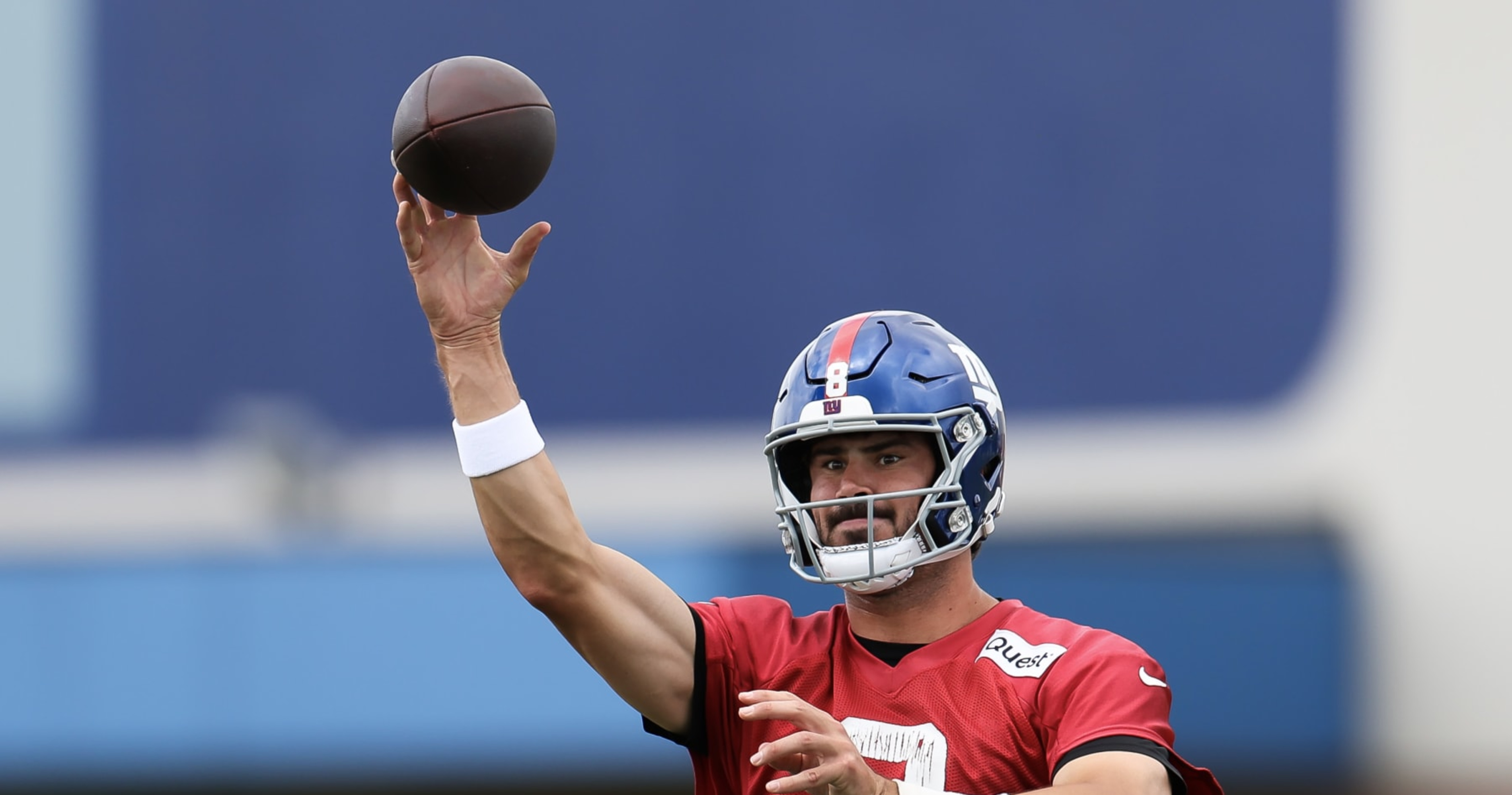 NFL Rumors: Giants’ Daniel Jones Expected to Avoid PUP List amid Knee Injury Recovery