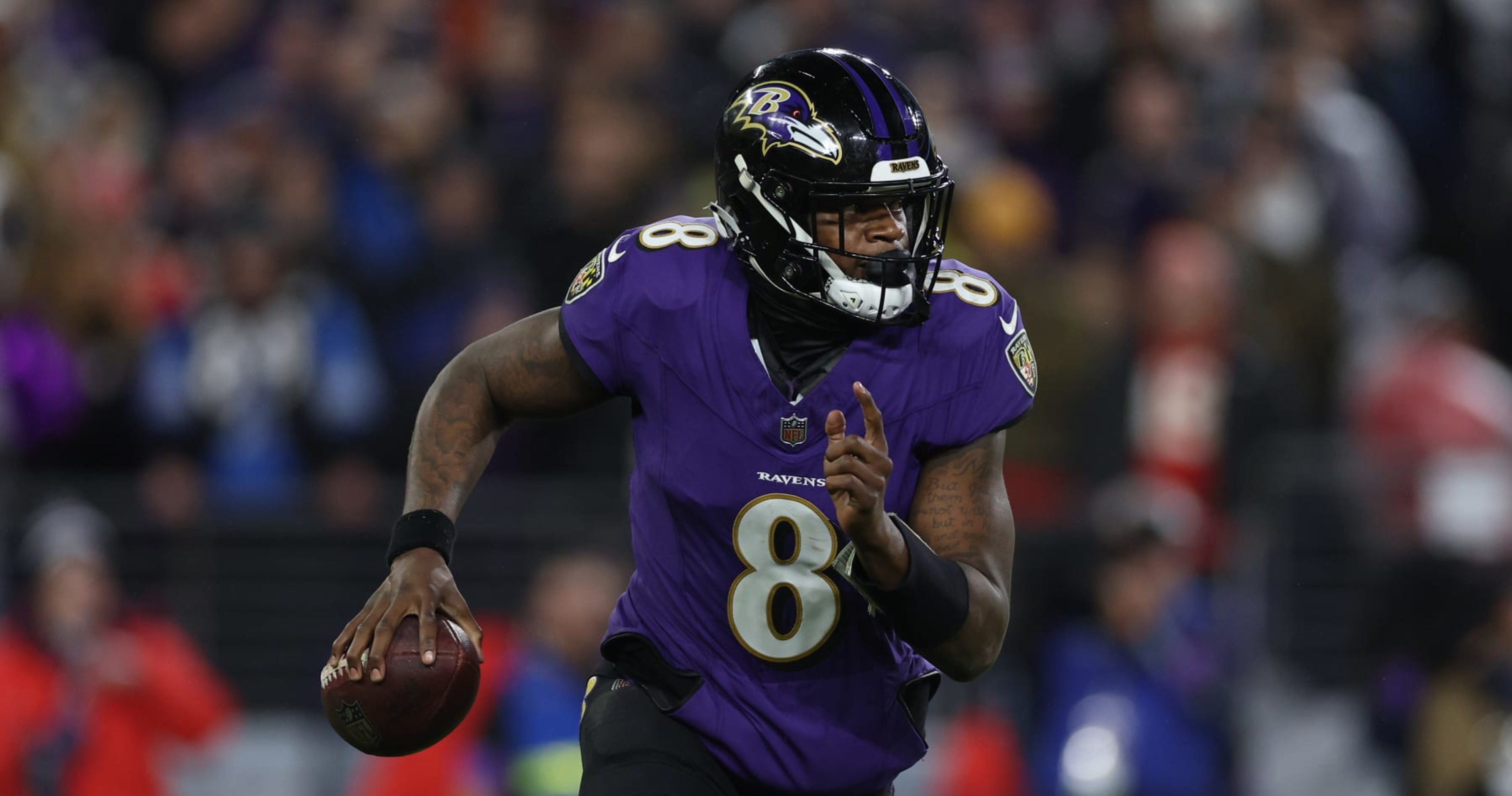 Report: Ravens' Derrick Henry Won't Play in Preseason; Lamar Jackson ...