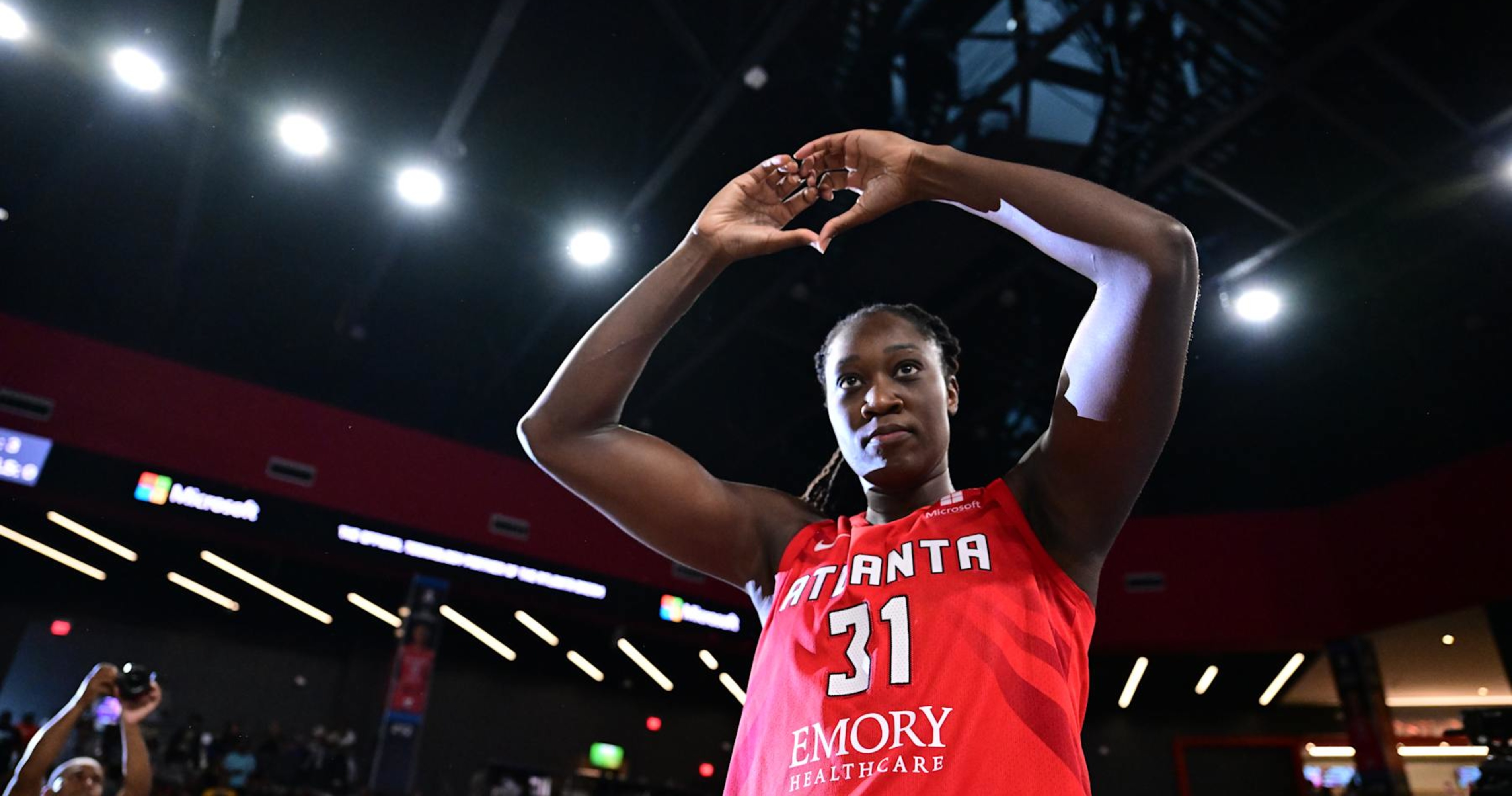 Video: Tina Charles passes Tina Thompson to move into second place on WNBA all-time list | News, scores, highlights, stats and rumors