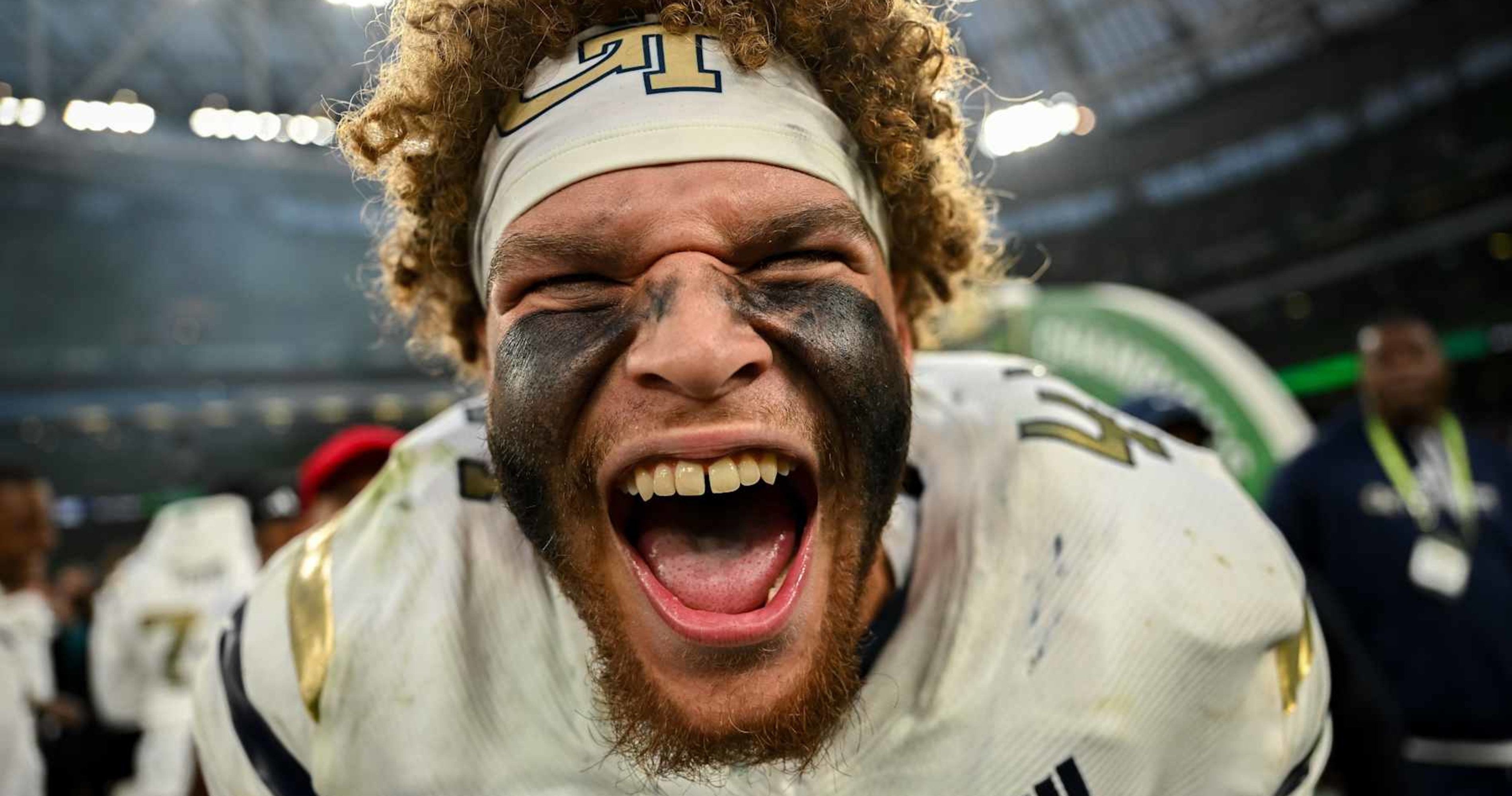 Georgia Tech LB Kyle Efford’s uniform gets hyped by CFB fans after viral photos and videos | News, scores, highlights, stats and rumors