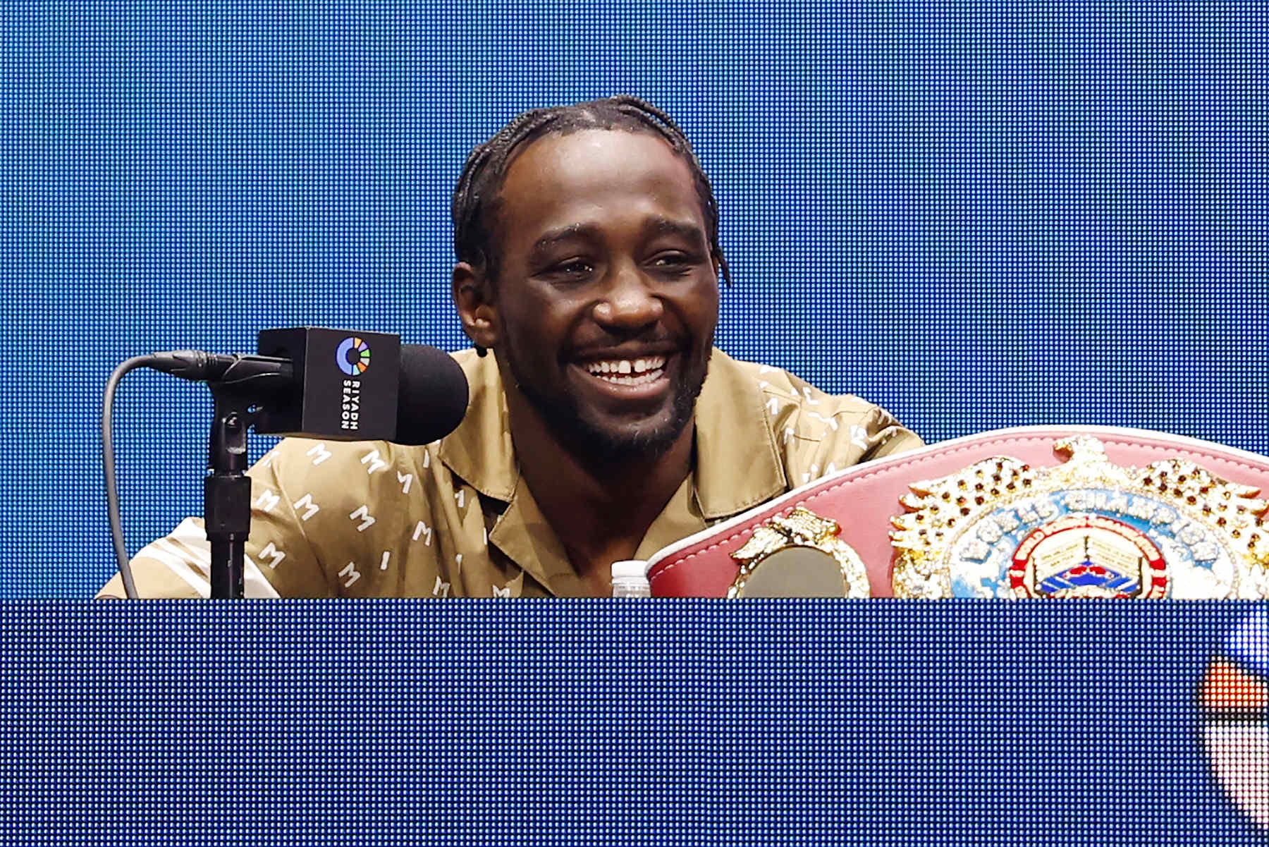 Video: Terence Crawford Says 'Of Course I'll' Beat Canelo Álvarez in Boxing Fight