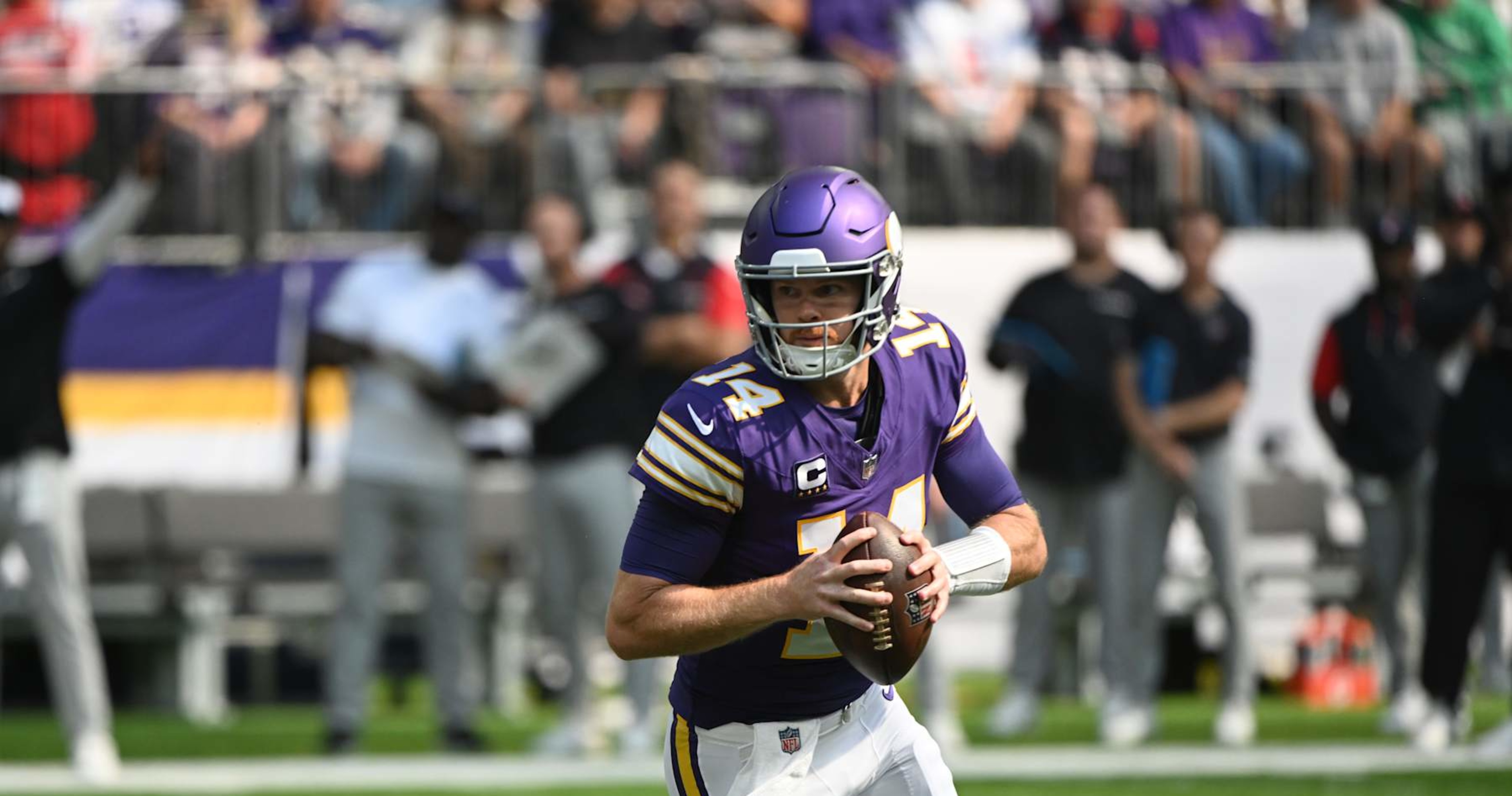 Vikings’ Sam Darnold impresses JJ McCarthy and NFL fans with 4 TDs in win over Texans | News, scores, highlights, stats and rumors