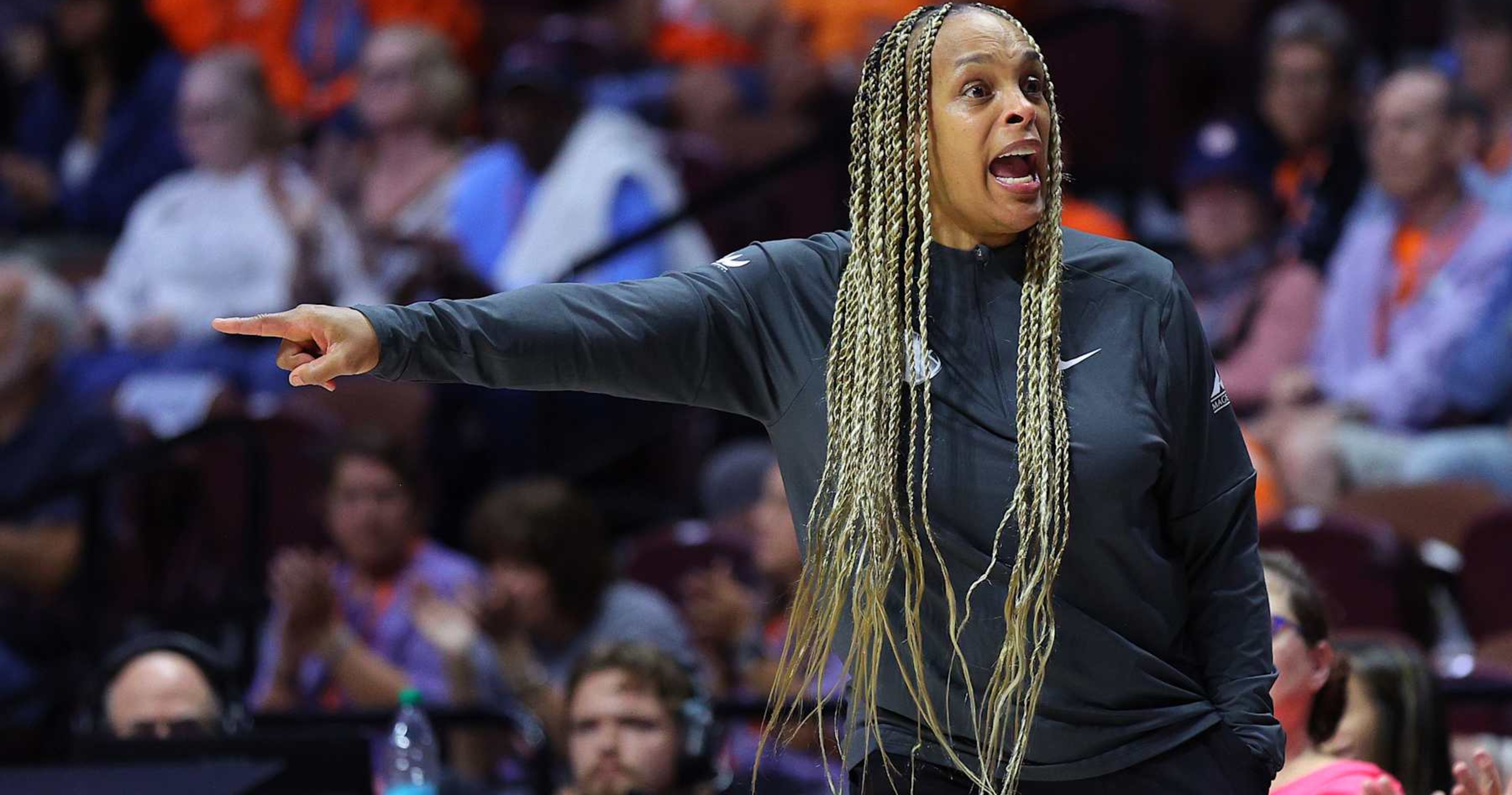 Report: Sky Fire HC Teresa Weatherspoon; Coached Angel Reese in WNBA Rookie  Season | News, Scores, Highlights, Stats, and Rumors | Bleacher Report