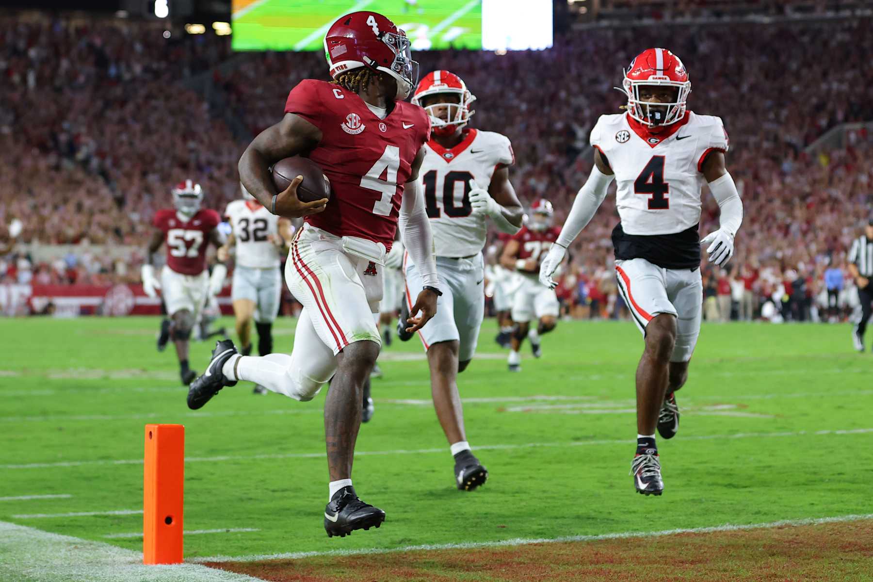 Jalen Milroe Wows CFB Fans as Alabama Holds On for Epic Win vs ...
