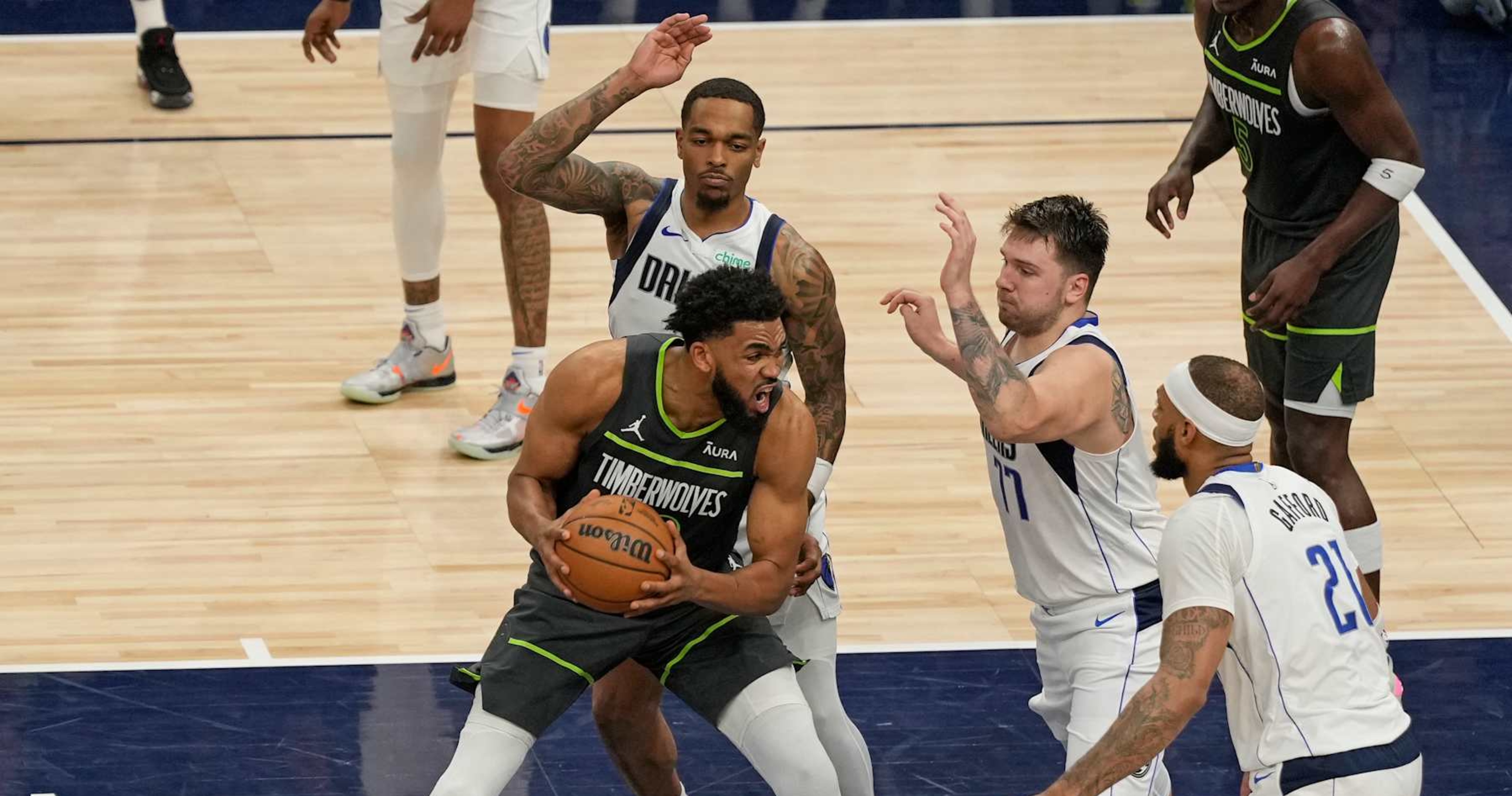 NBA Rumors: Karl-Anthony Towns Trade Between Knicks, Wolves Not Done But ‘On Track’