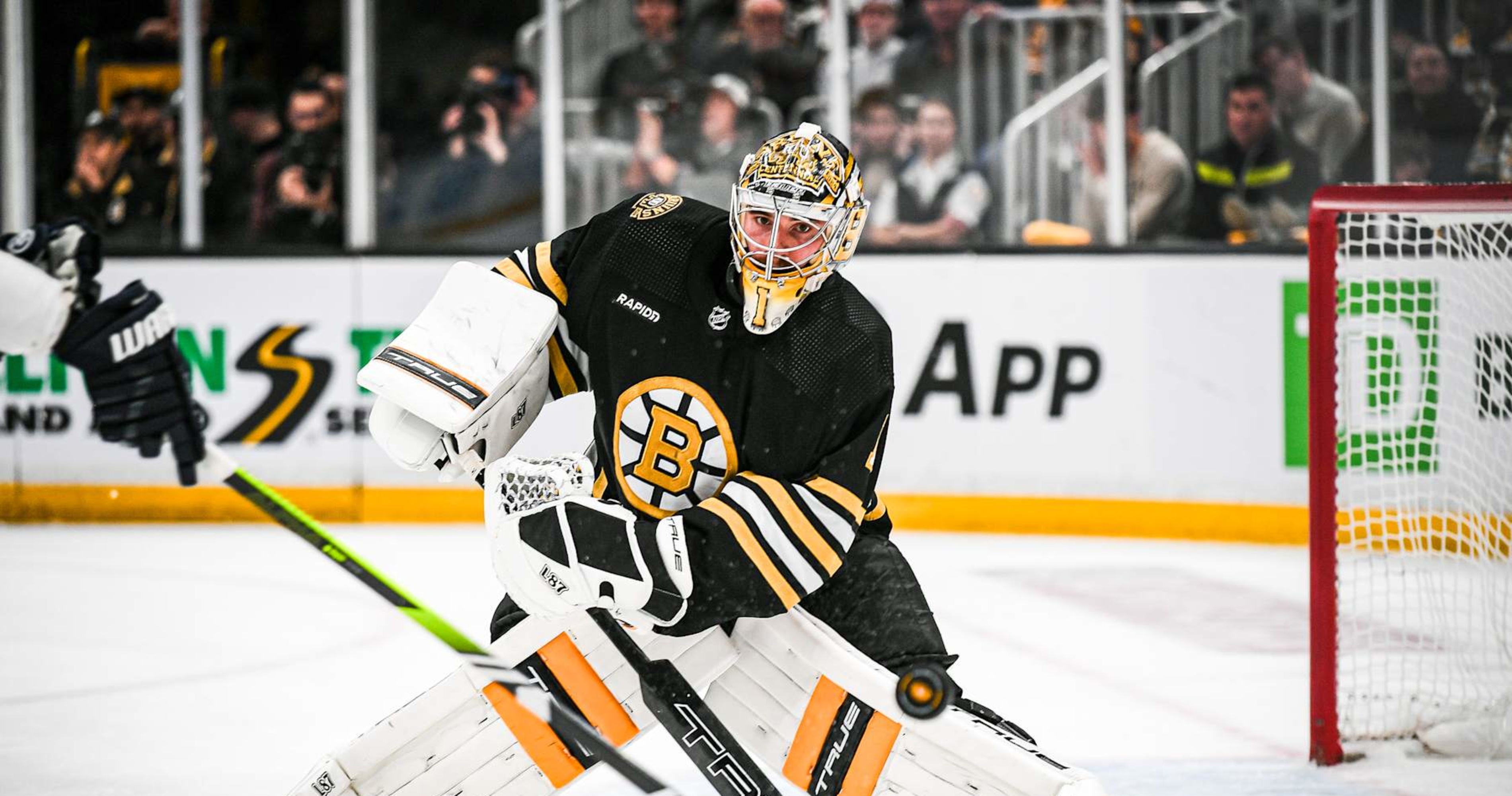 Bruins: Jeremy Swayman offered  million contract in NHL free agency in 2024 | News, results, highlights, statistics and rumors