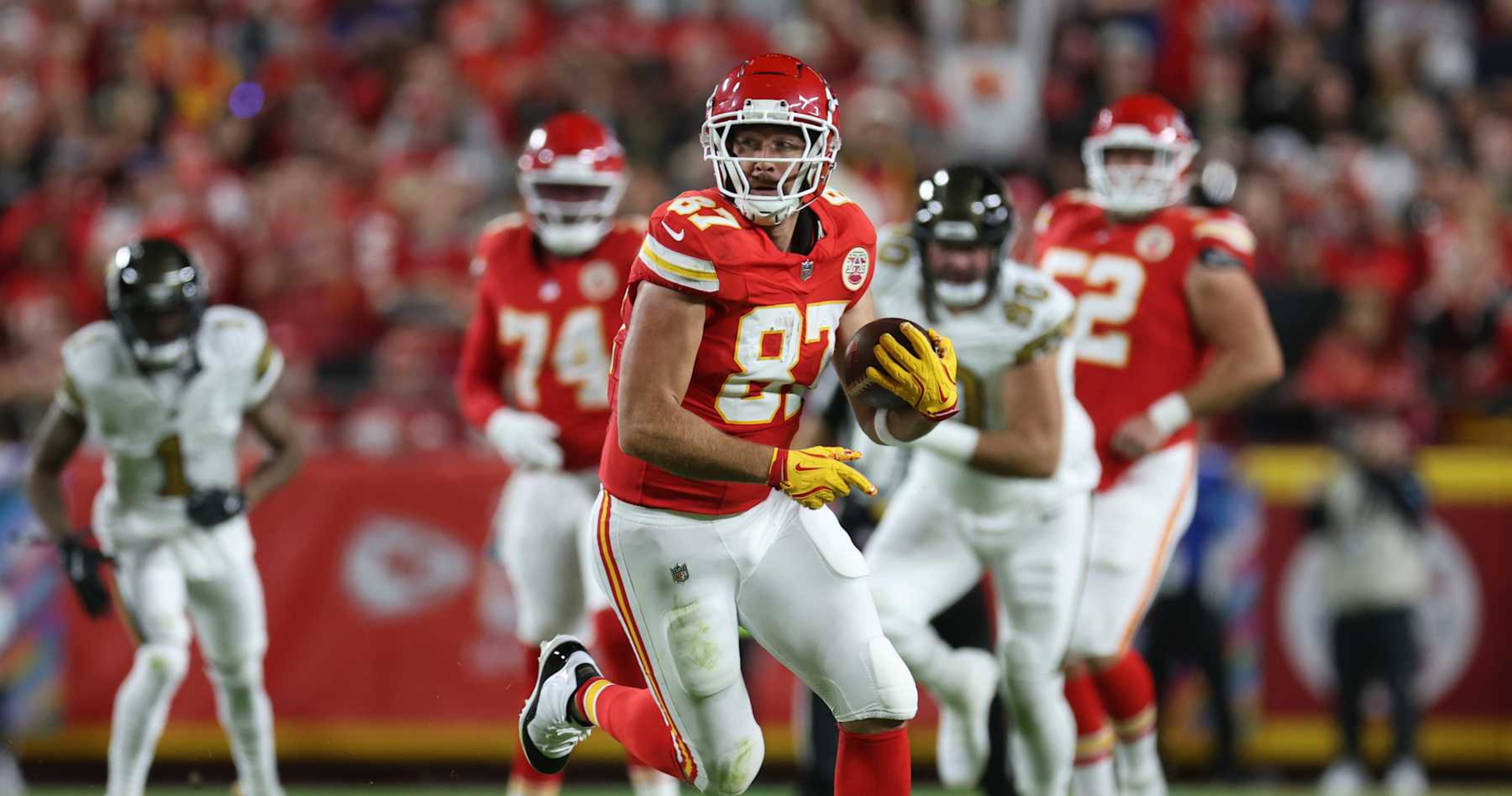 Video: Chiefs’ Andy Reid Reacts to Travis Kelce Lateral, Practices It ‘Every Day’ | News, results, highlights, statistics and rumors