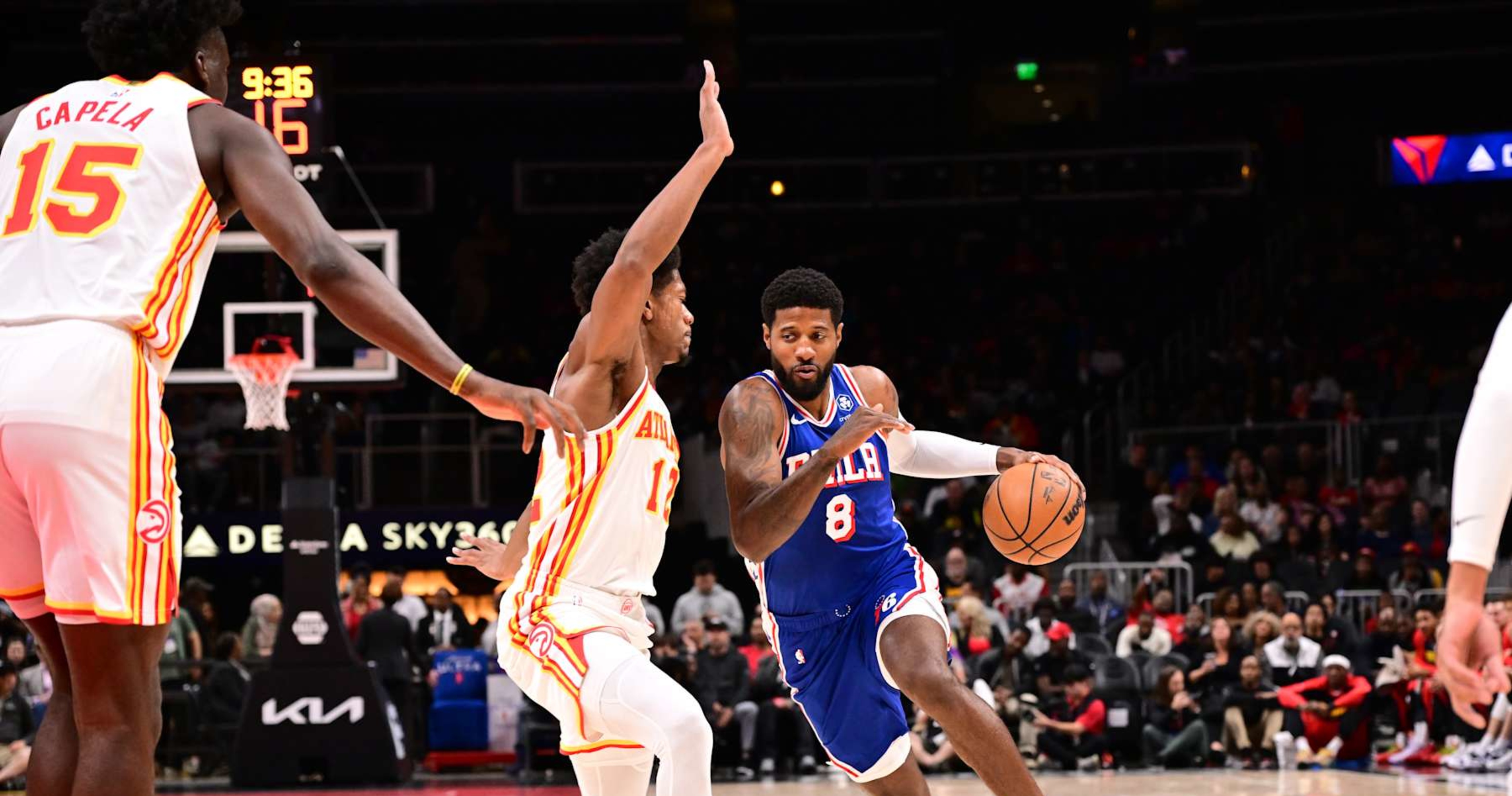 Paul George suffers a hyperextended knee injury during the 76ers’ preseason game against the Hawks | News, results, highlights, statistics and rumors