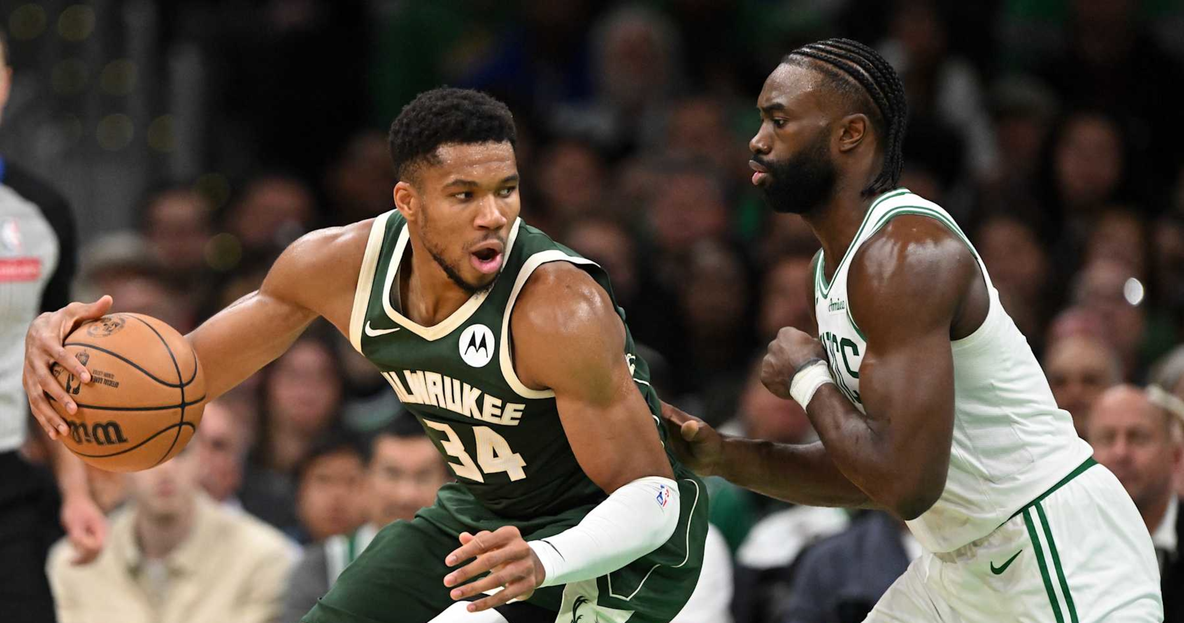 Haynes: Bucks' Giannis Out 2-3 Weeks with Calf Injury; Will Miss NBA All-Star Game