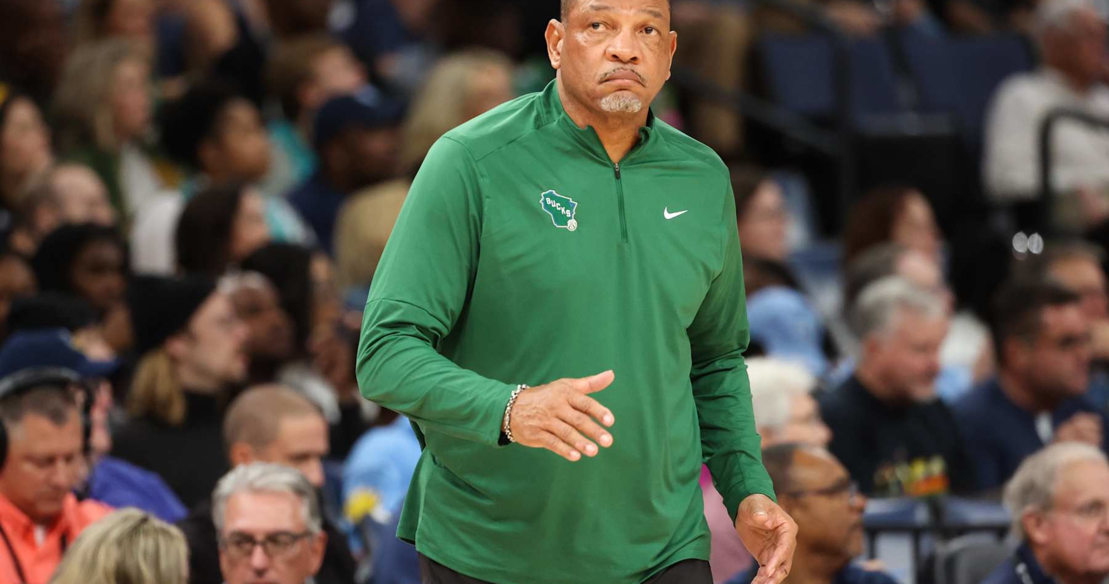 Doc Rivers Put on Hot Seat by NBA Fans as Giannis, Bucks Get Crushed by Towns, Knicks thumbnail