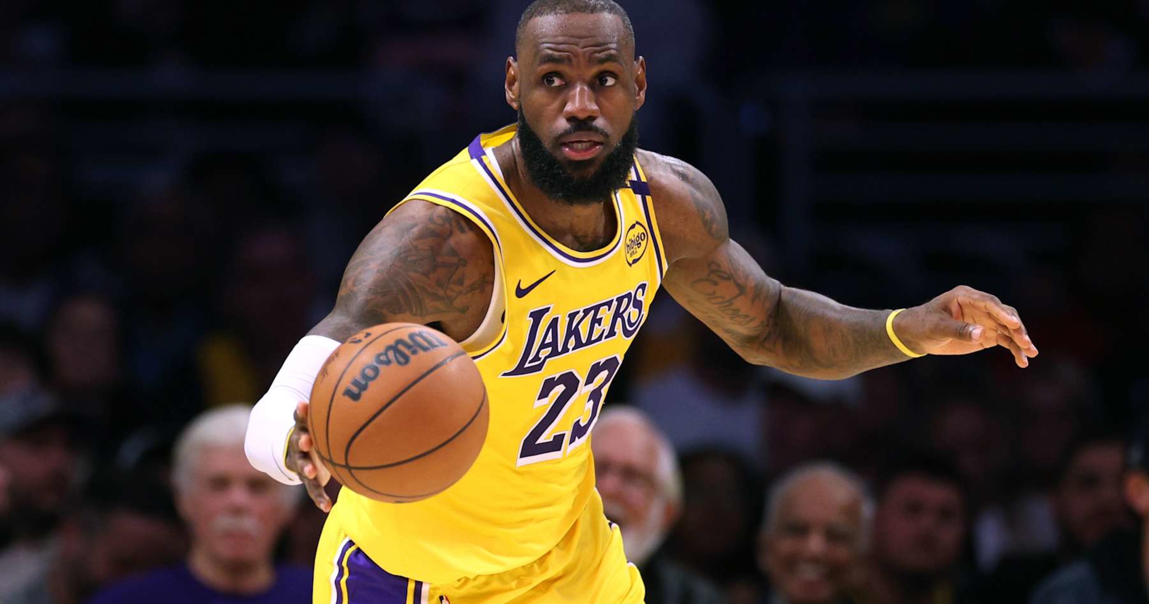 LeBron James’ Triple-Double in Year 22 Wows NBA Fans as Lakers Beat George, 76ers