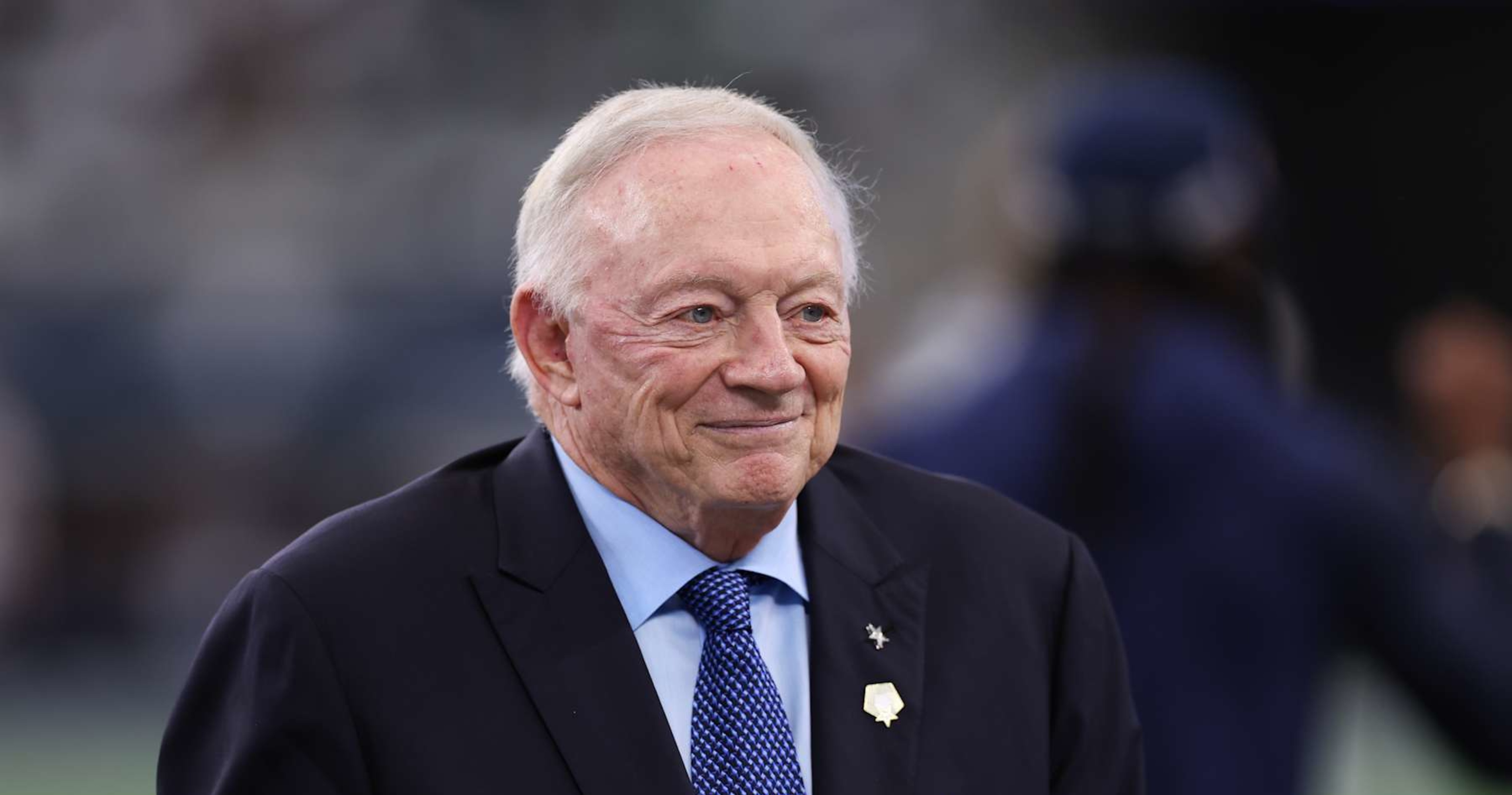 Cowboys' Jerry Jones Not Interested in Firing Mike McCarthy Amid 3-6 Record