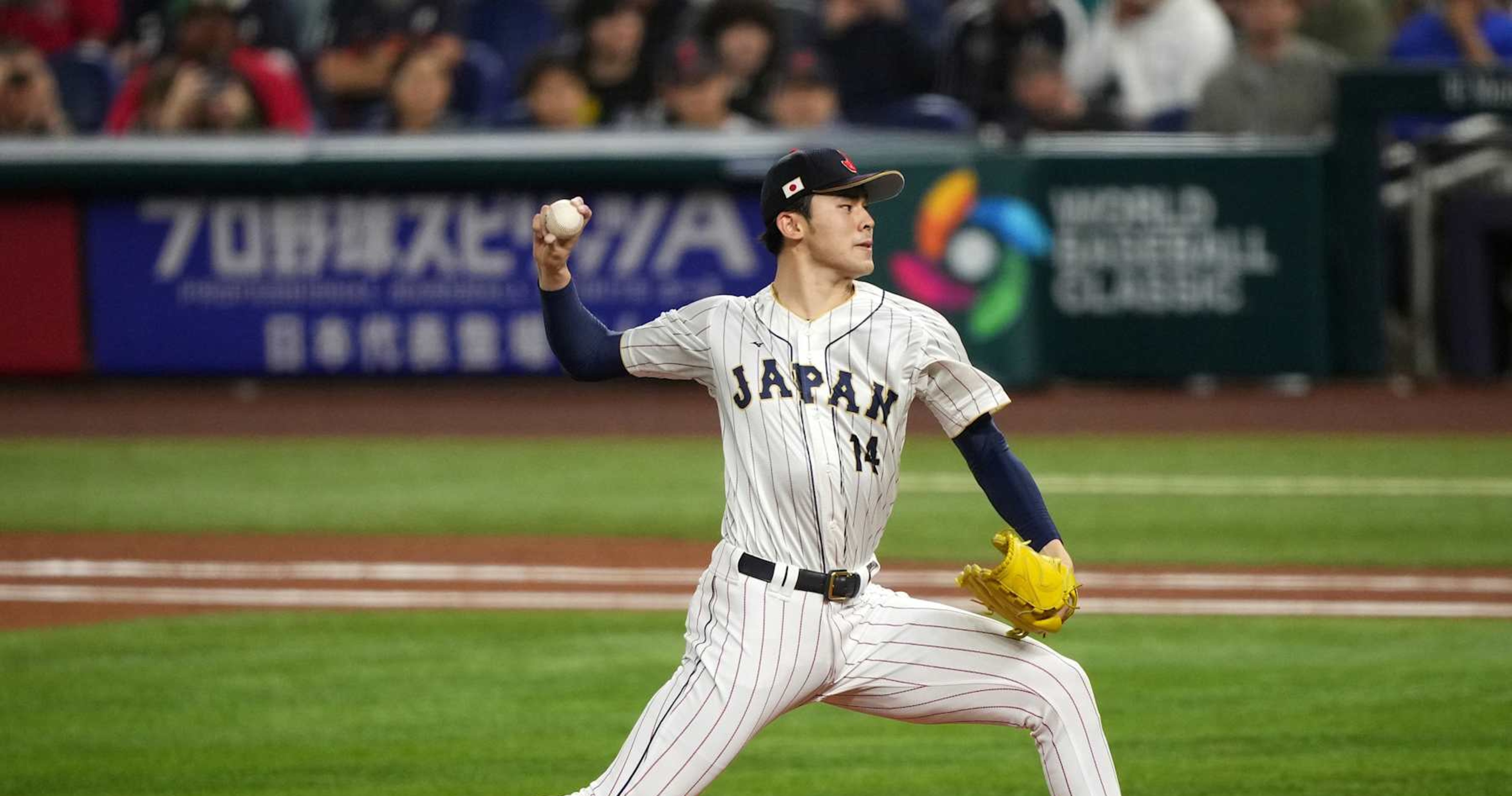 Roki Sasaki Included in MLB's 2025 International Signing Period, Rob