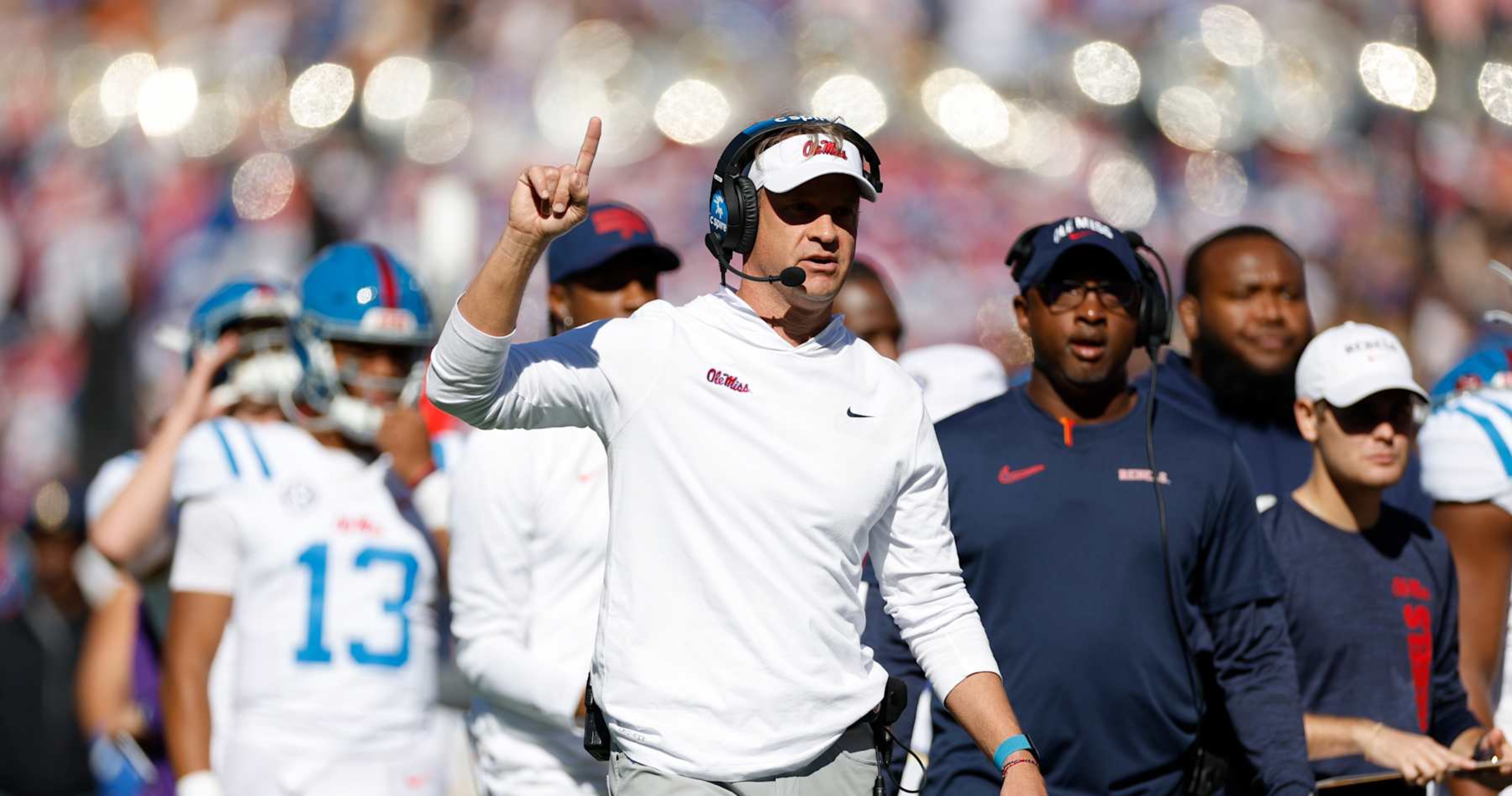 Lane Kiffin, Ole Miss Ripped By CFB Fans For Loss To Napier, Florida ...