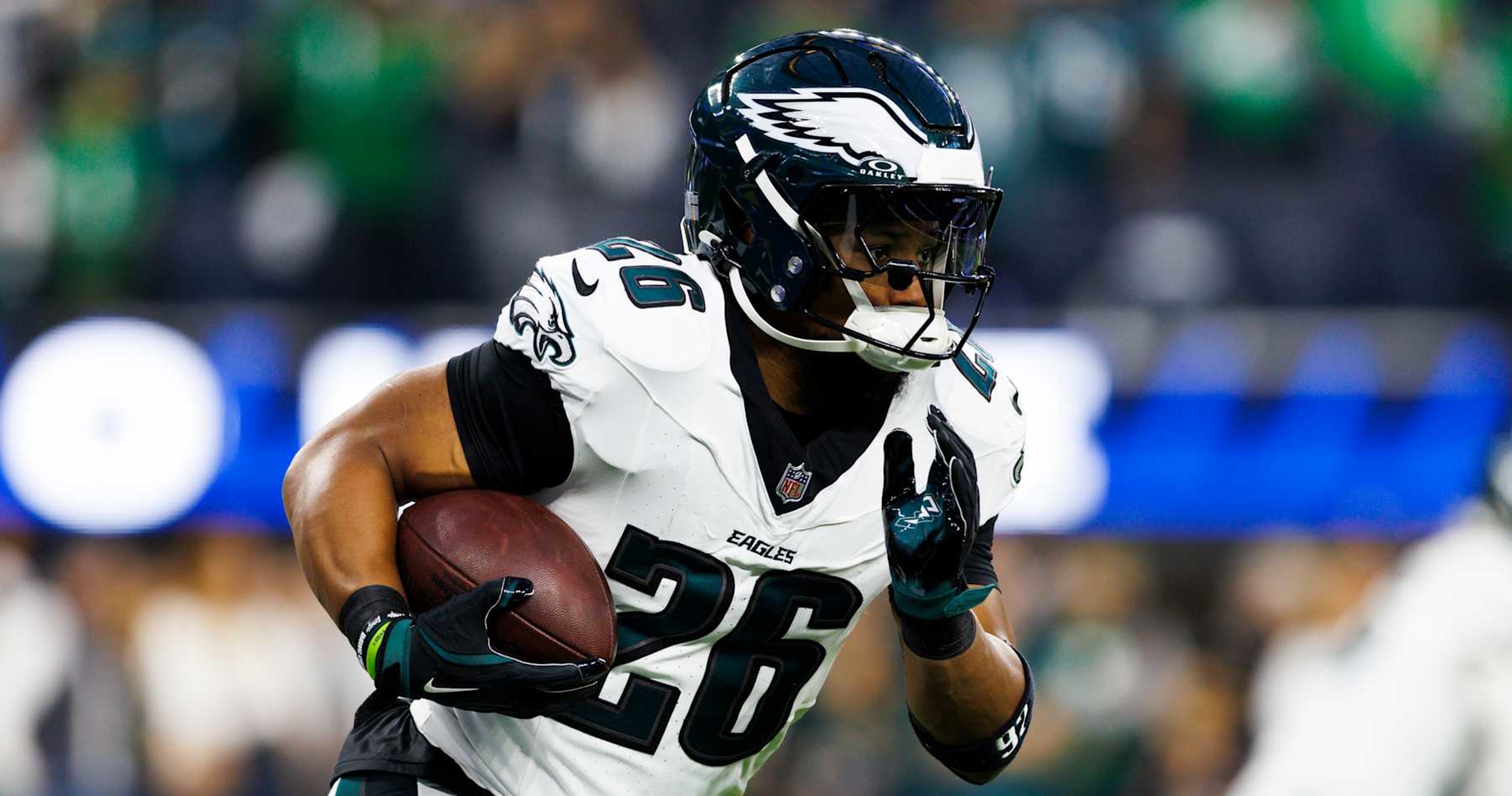 Giants Trolled by NFL Fans After Saquon Barkley Totals 302 Yards, 2 TDs in Eagles Win