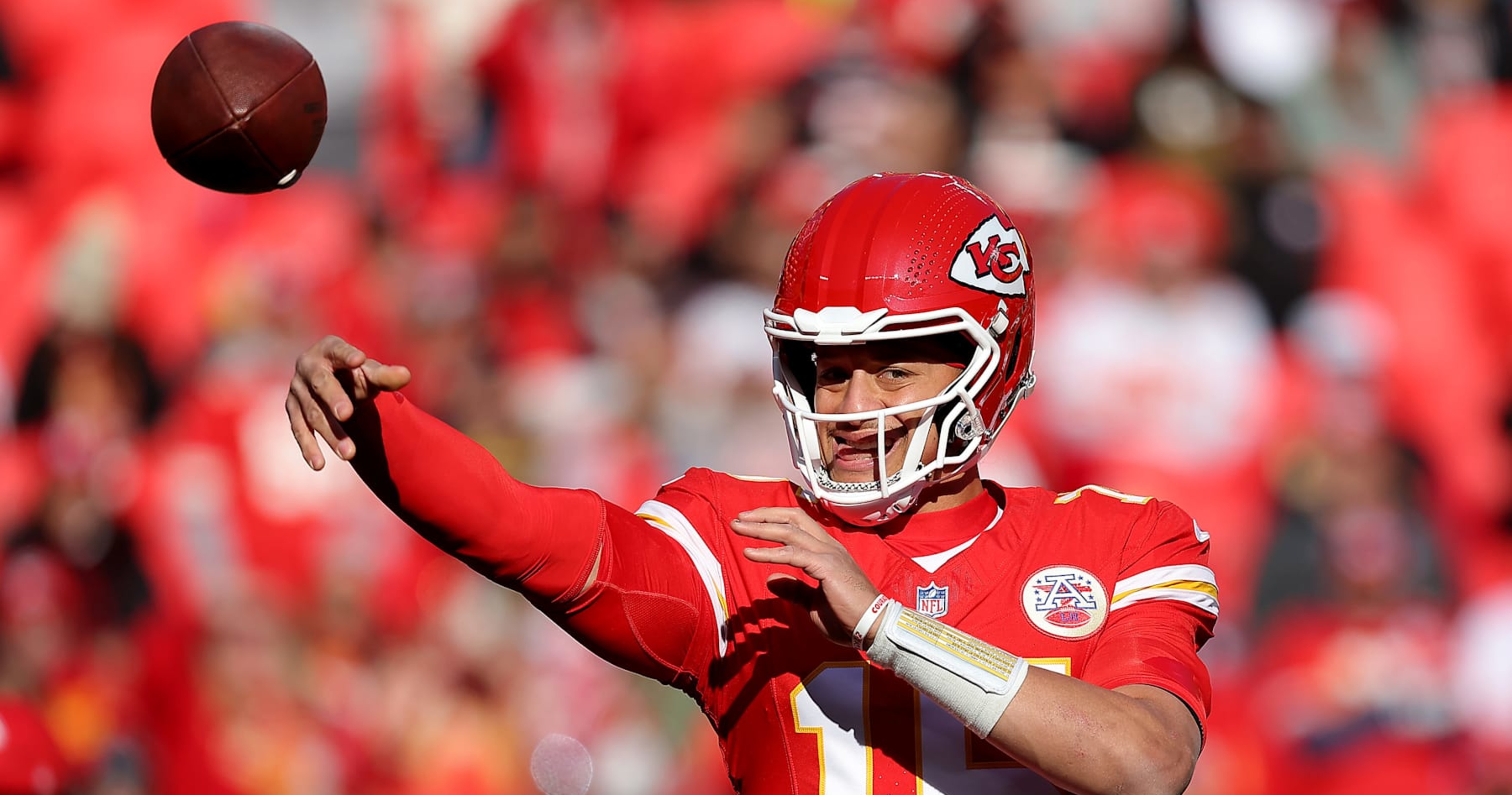 NFL Playoff Picture 2025: Mahomes, Chiefs Clinch AFC West; Updated Bracket, Standings