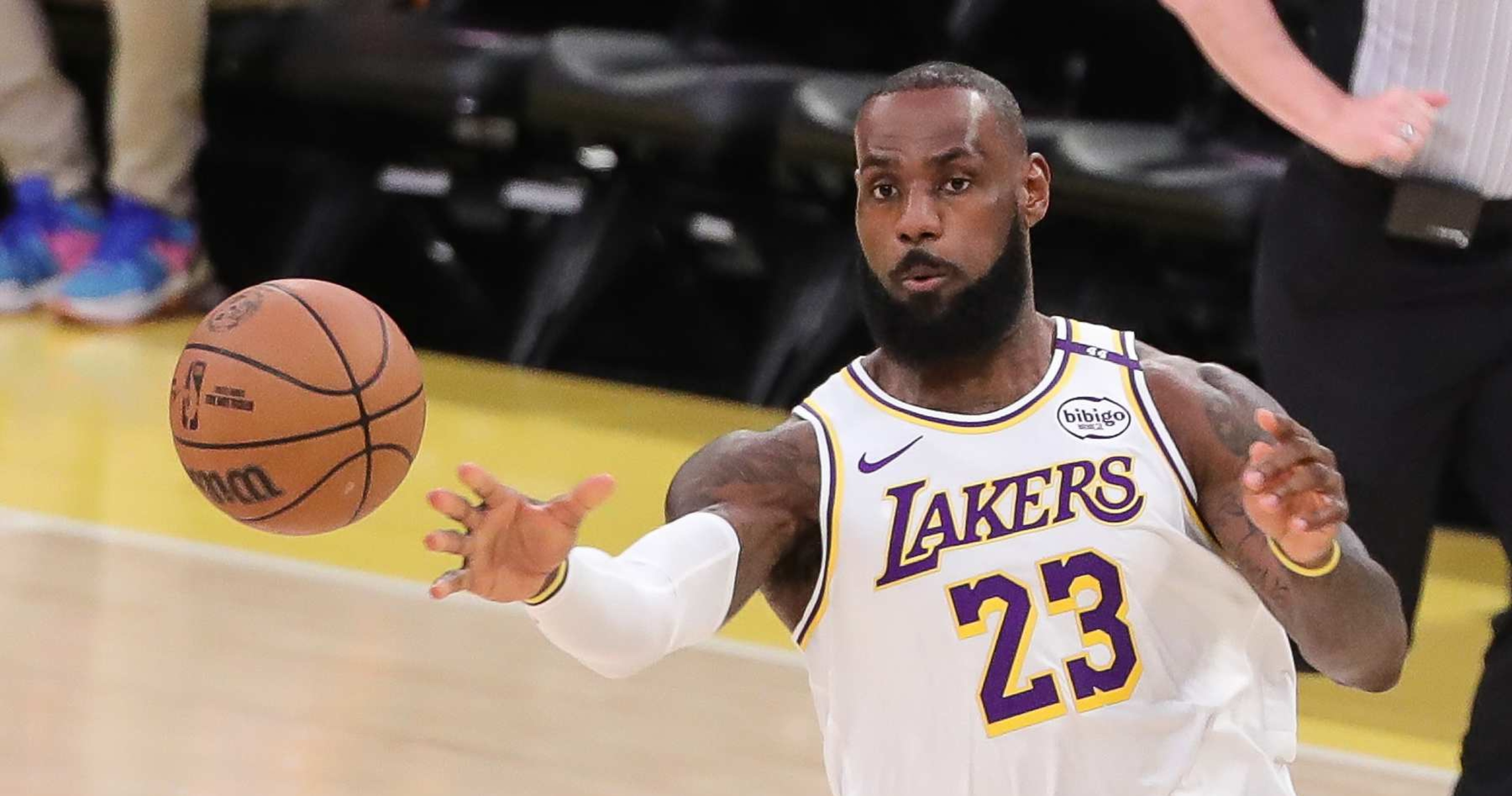 Lakers’ LeBron James Reflects on Becoming NBA’s All-Time Minutes Leader in IG Photo