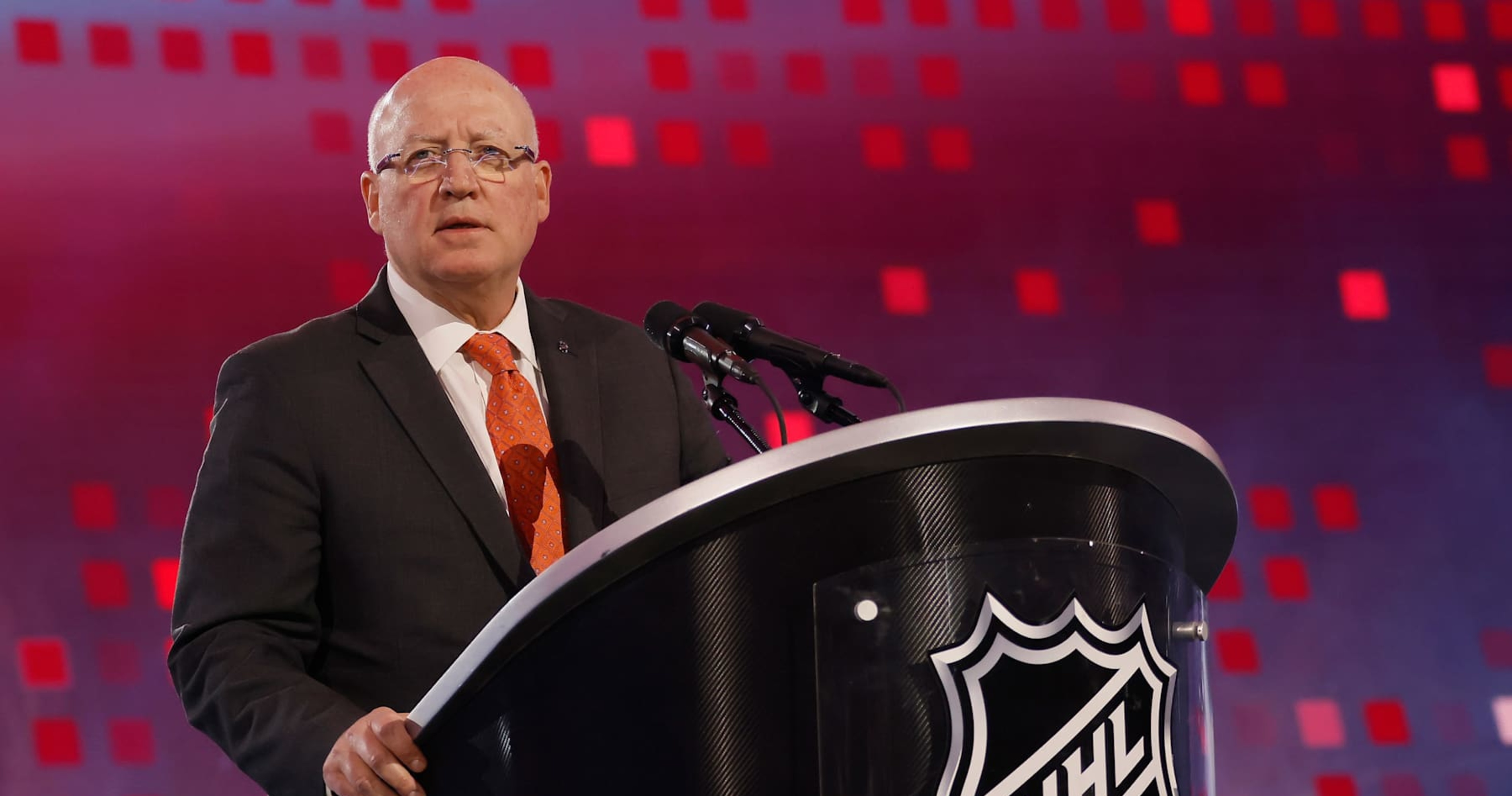 Report 2025 NHL Draft to Be Held in Los Angeles; Will Use