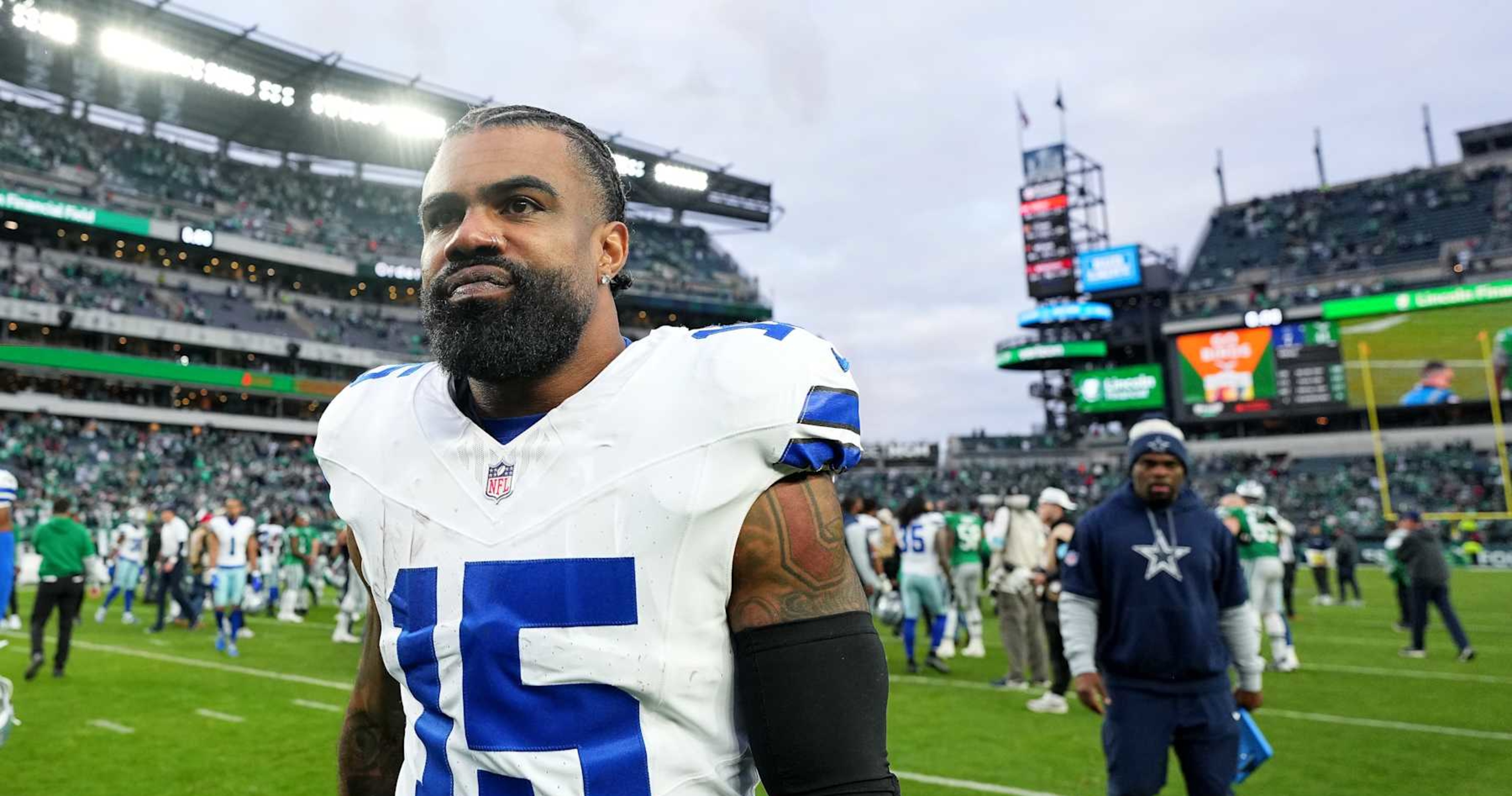 Ezekiel Elliott Released By Cowboys After RB’s Request amid Lack of Playing Time