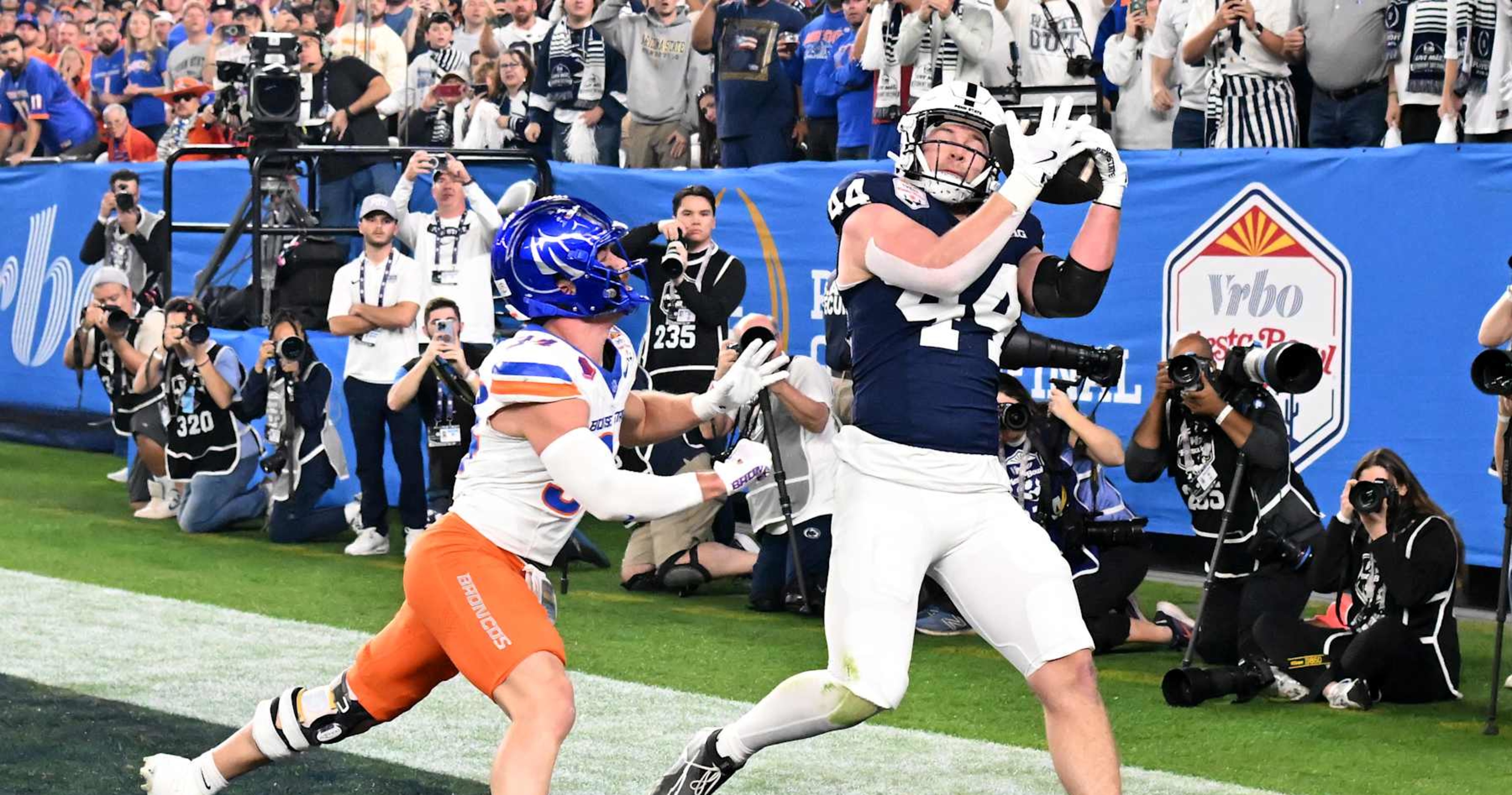 Penn State Slows Down Ashton Jeanty, Wows Fans with Fiesta Bowl Win vs. Boise State thumbnail