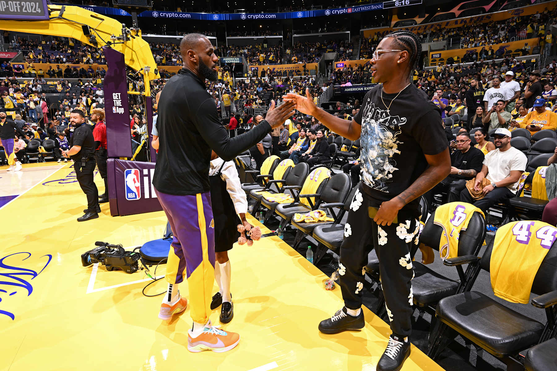LeBron James Praises Son Bryce's Performance in Hoophall Classic: 'So Proud of You'