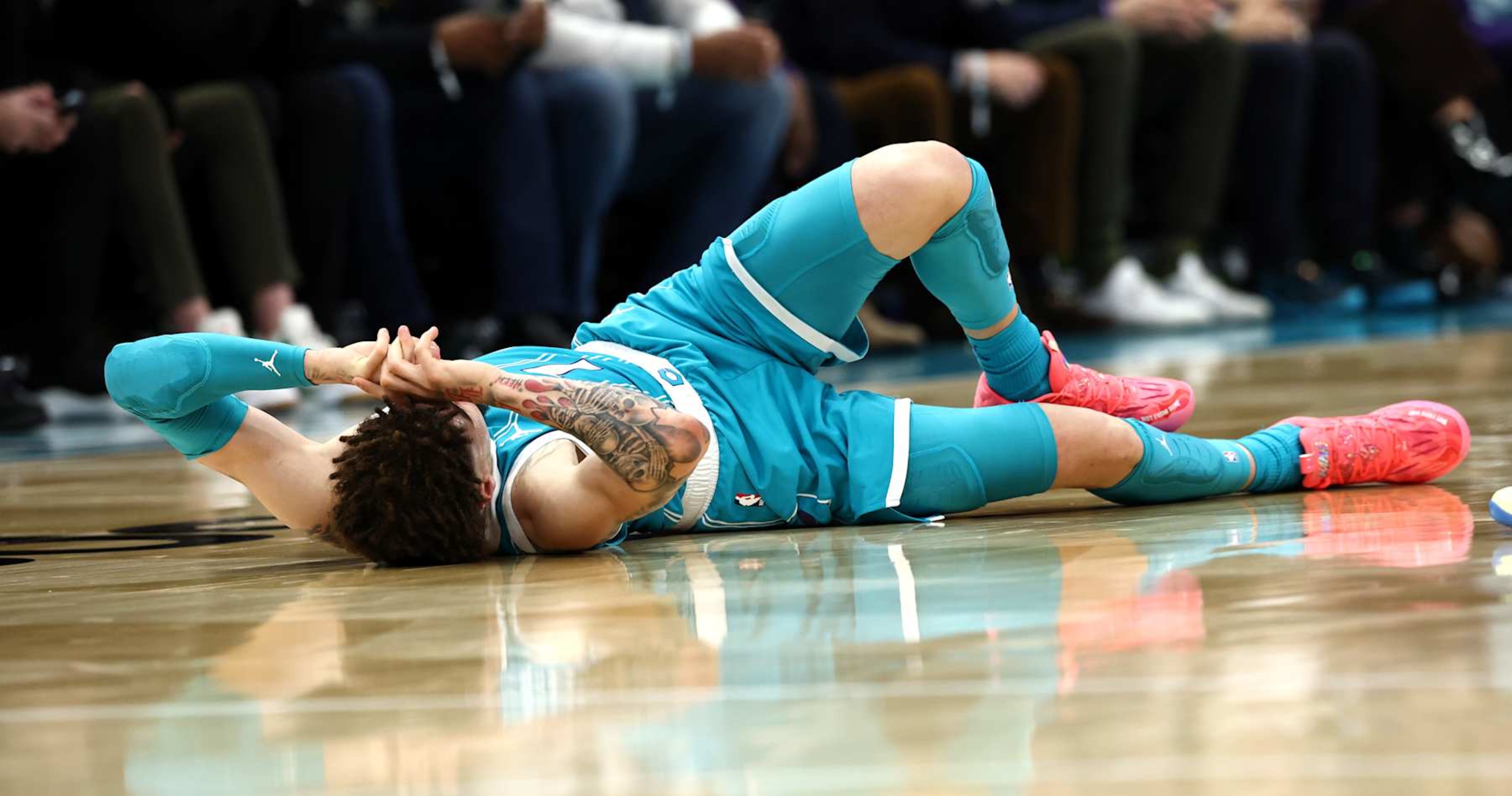 LaMelo Ball Out for Hornets vs. Lakers After Suffering Sprained Ankle Injury