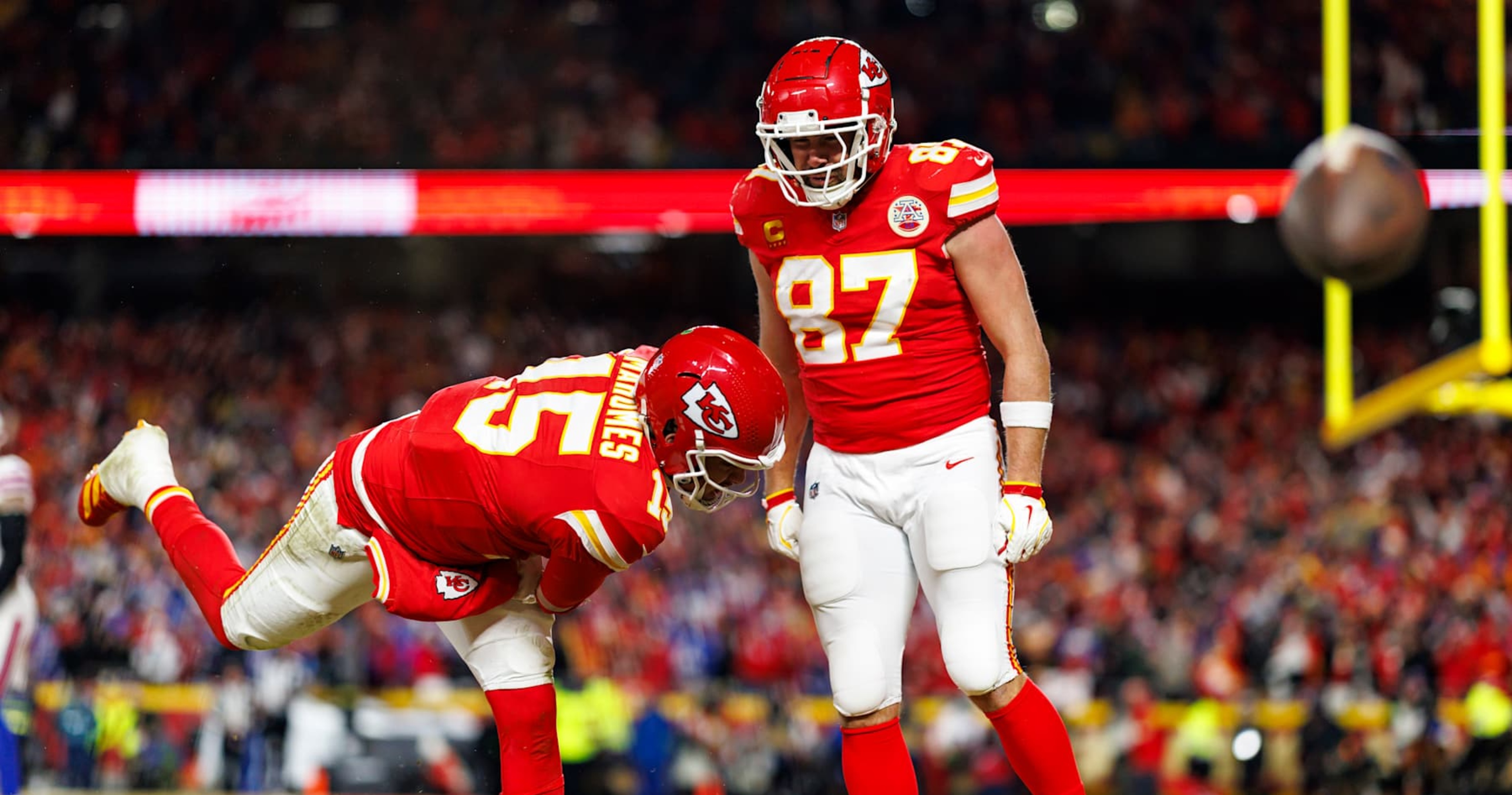 Travis Kelce Fined K by NFL for Taunting After Mahomes TD in Chiefs’ Win vs. Bills